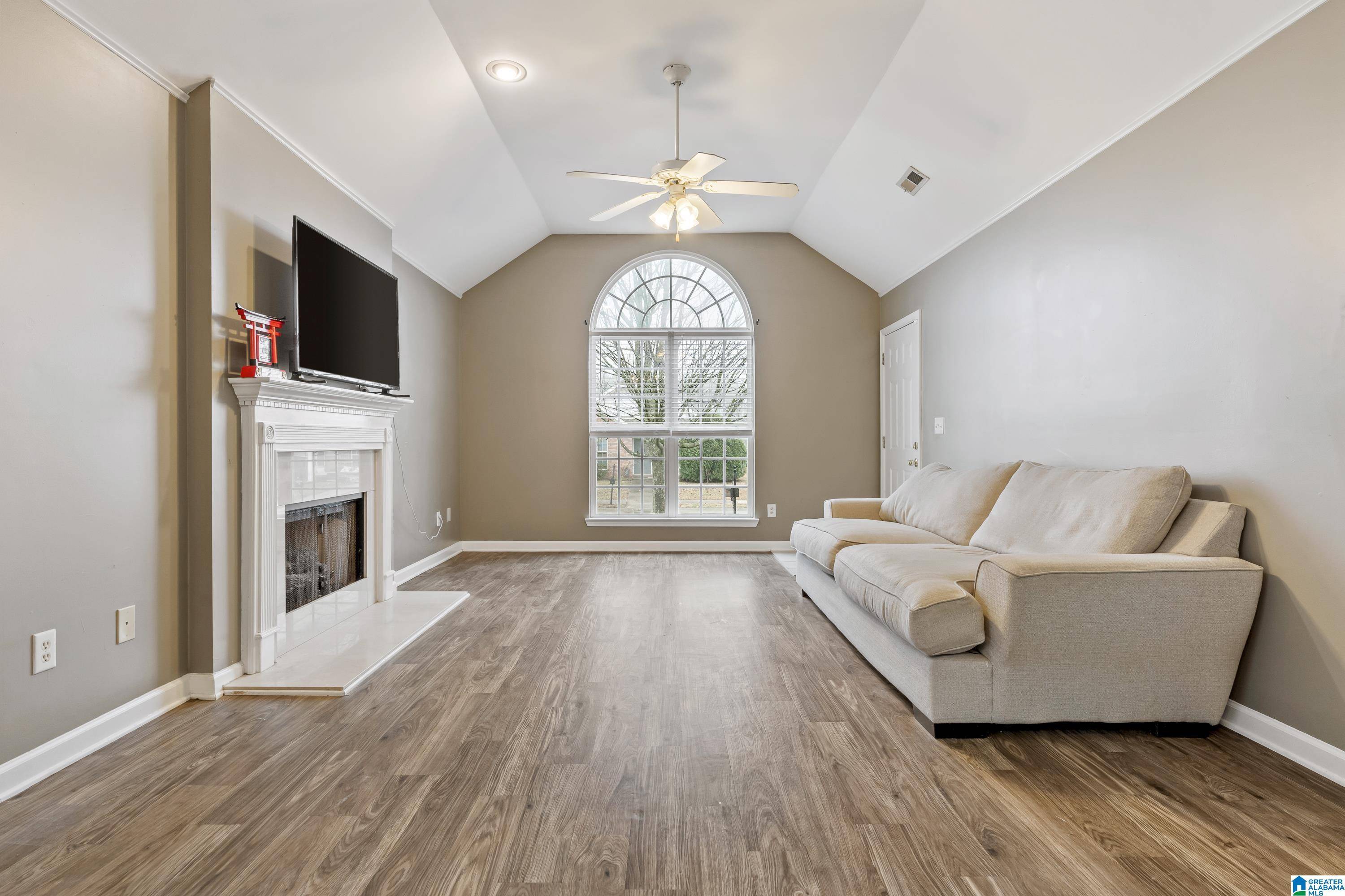 Calera, AL 35040,2013 VILLAGE LANE