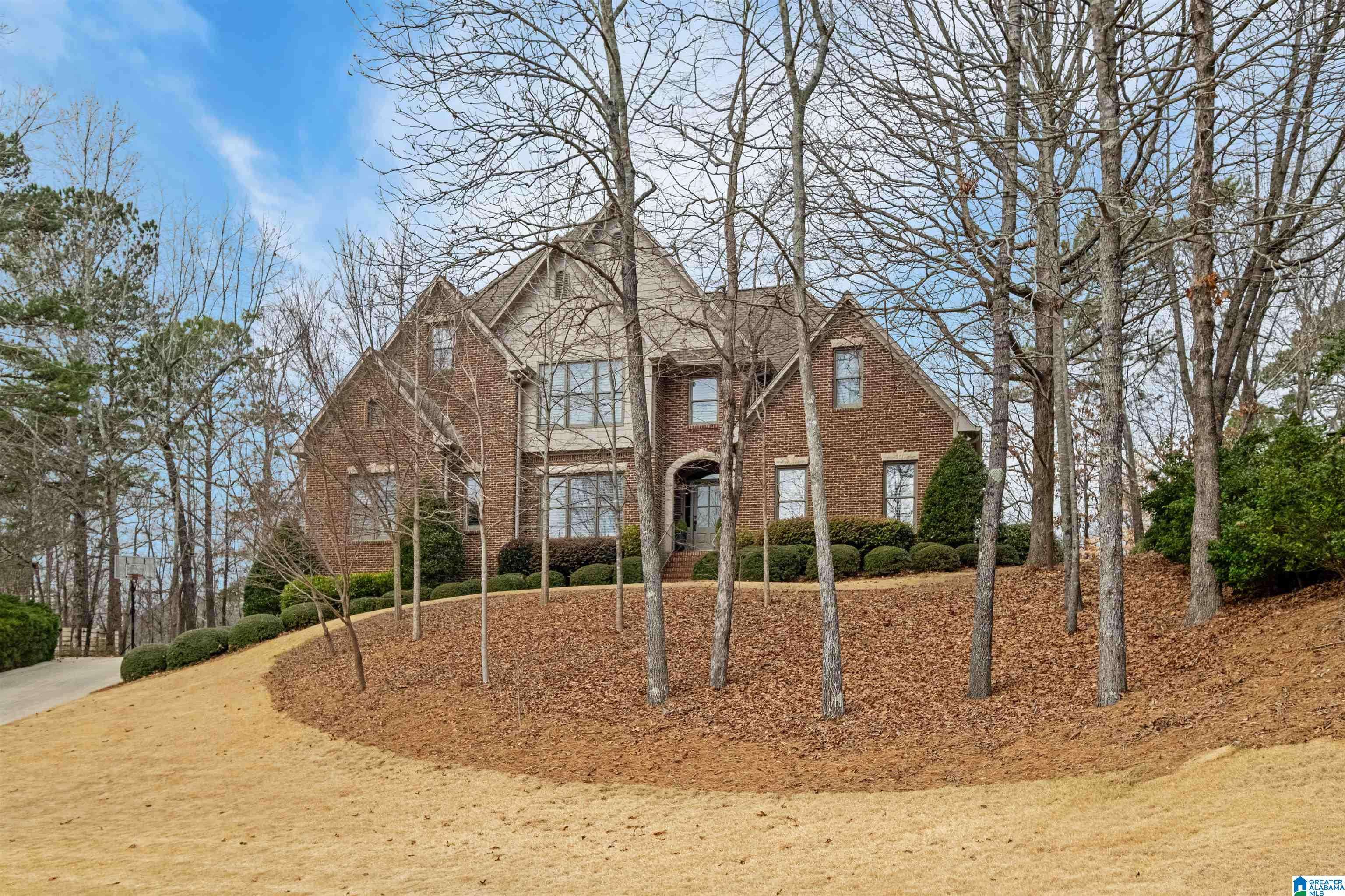 Vestavia Hills, AL 35242,713 REYNOLDS PLACE