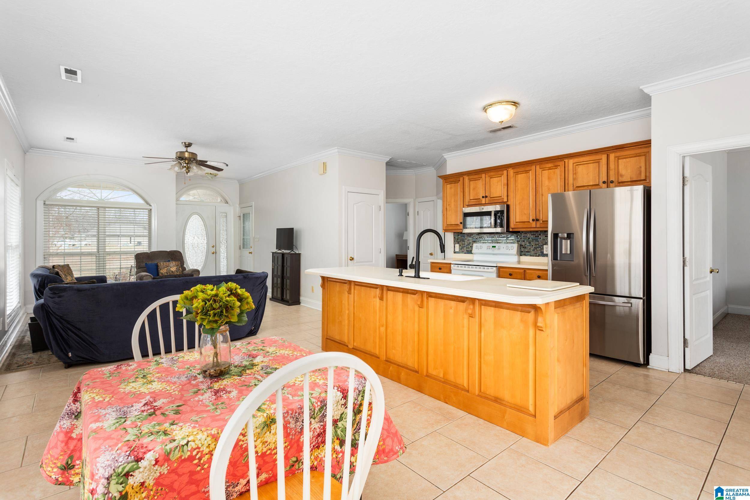 Talladega, AL 35160,82 MOONLIGHT LANE