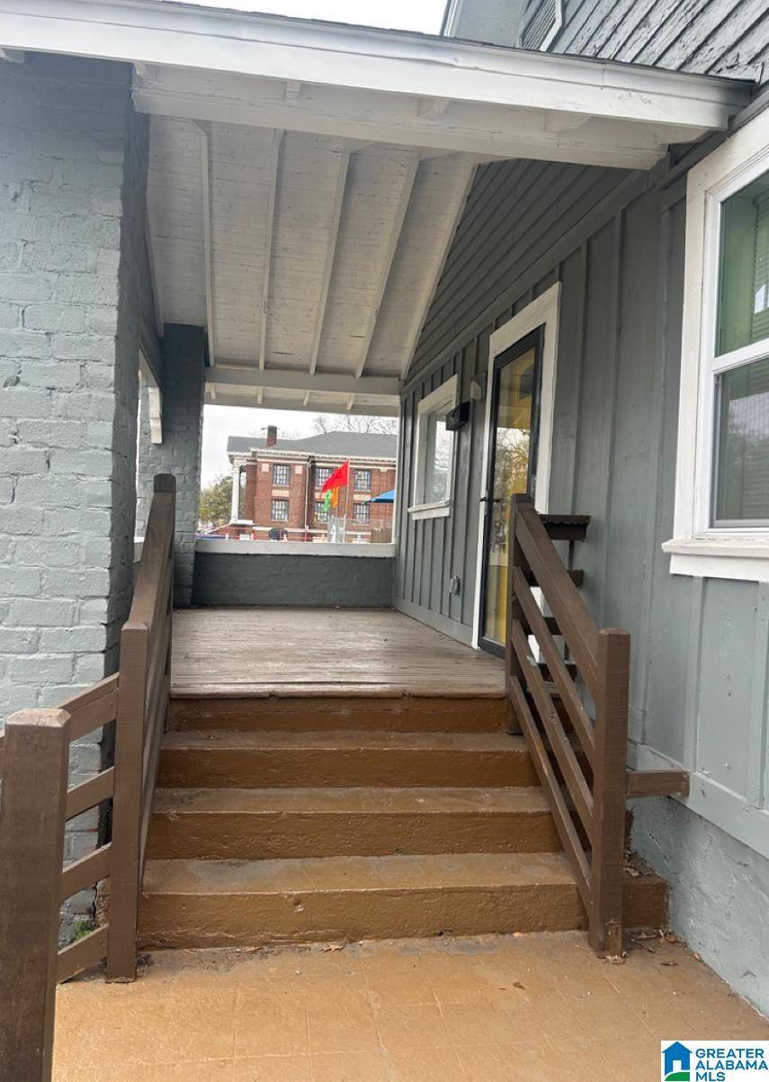 Birmingham, AL 35207,2524 35TH AVENUE N