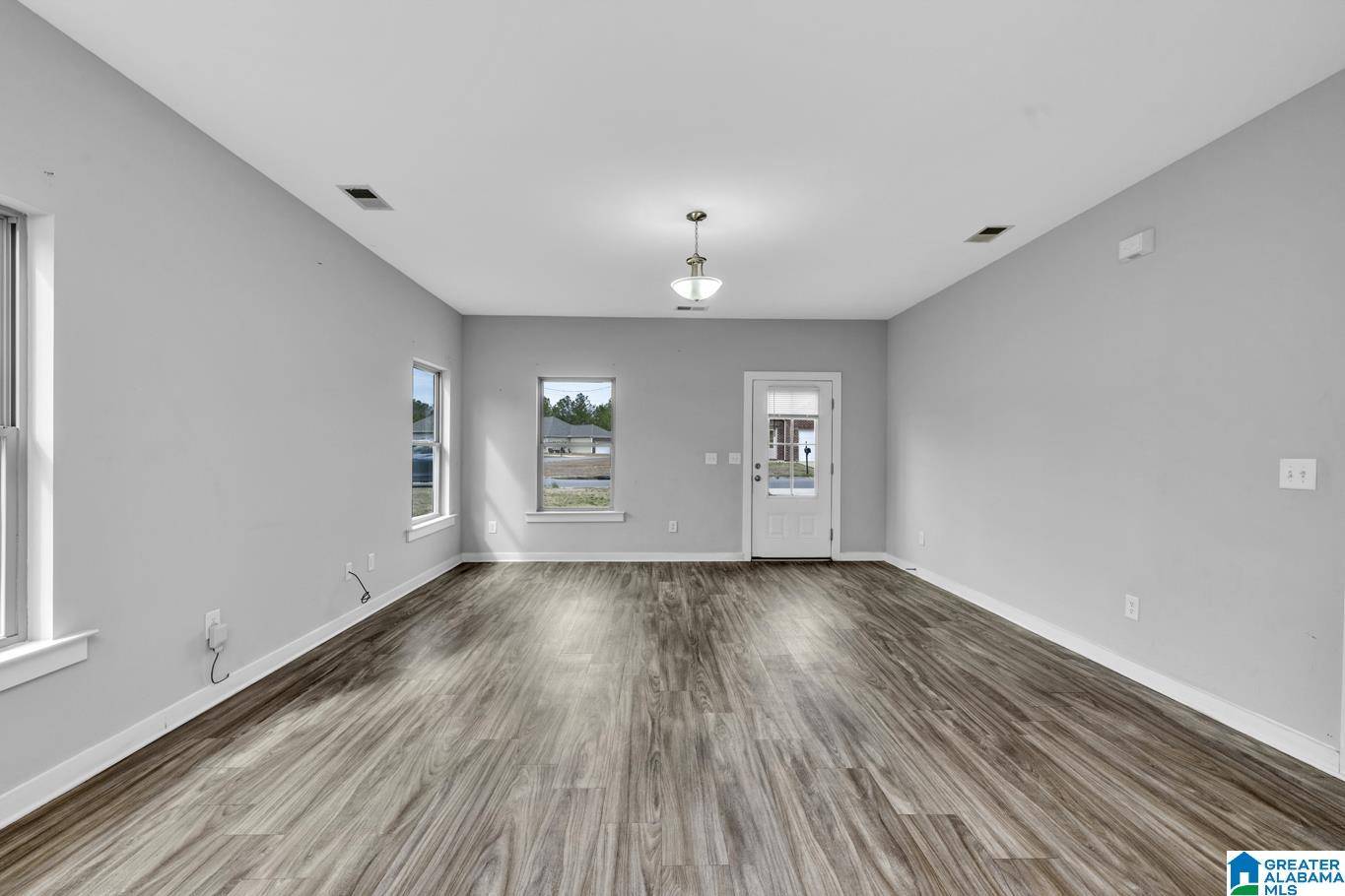 Lincoln, AL 35096,185 WHITE OAK CIRCLE