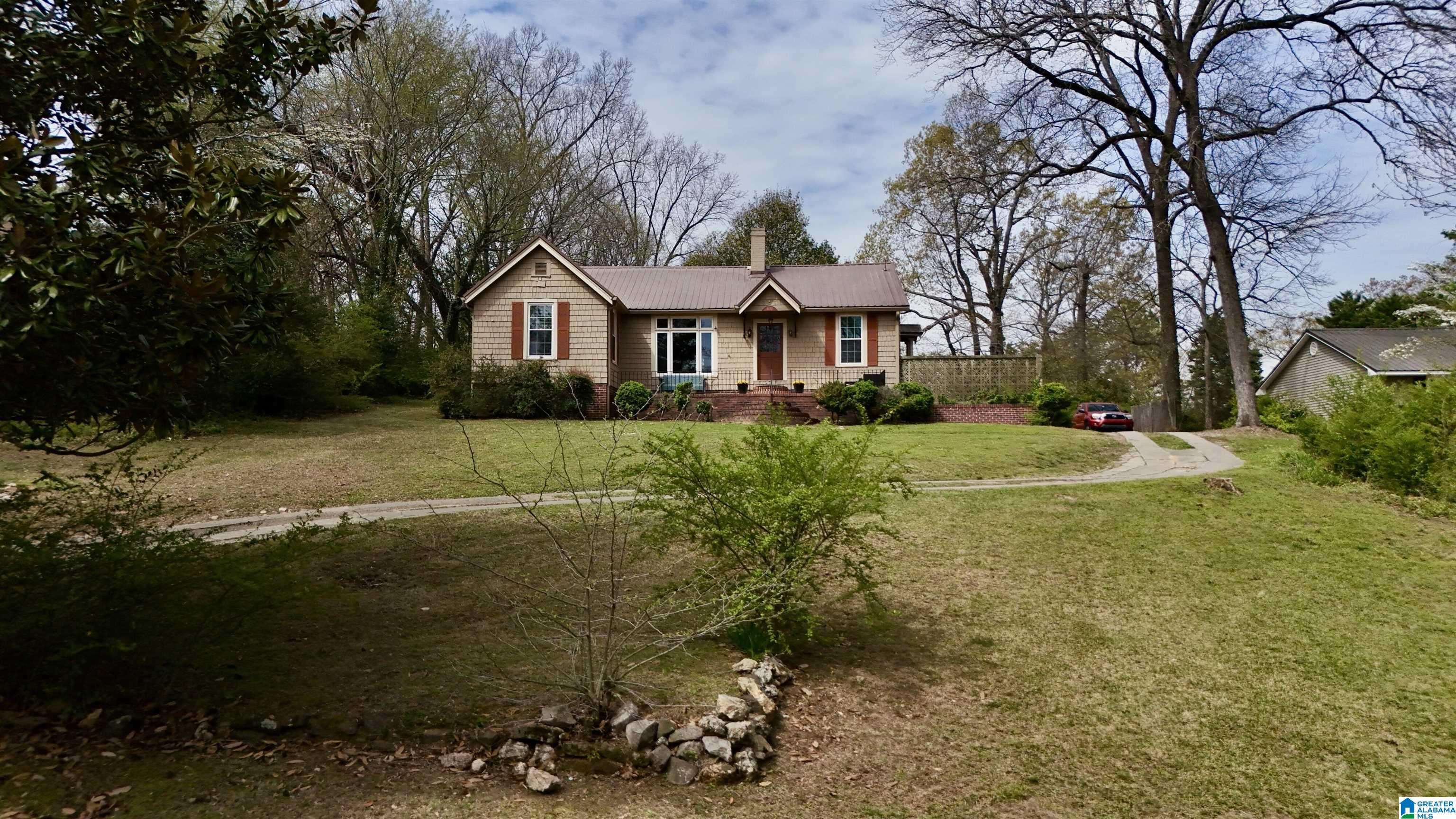 Birmingham, AL 35206,630 RIDGE TOP CIRCLE