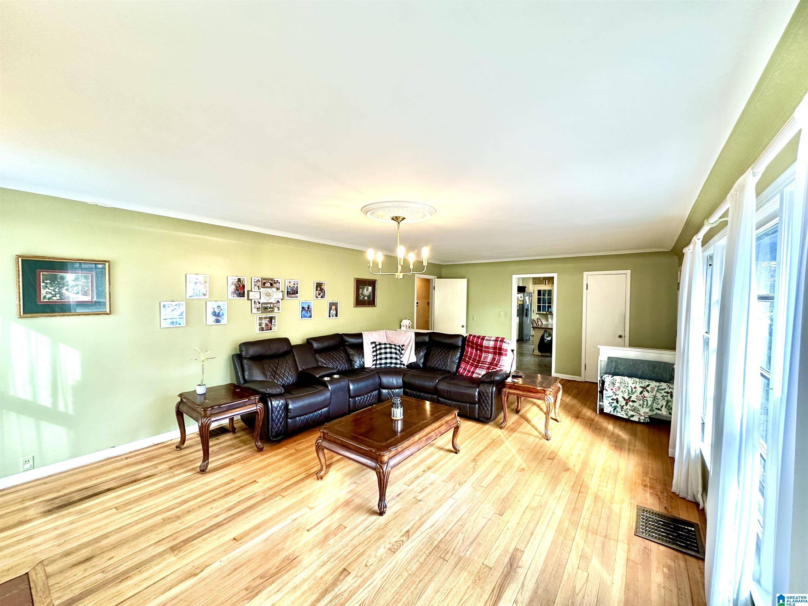 Cullman, AL 35055,1517 3RD STREET NE