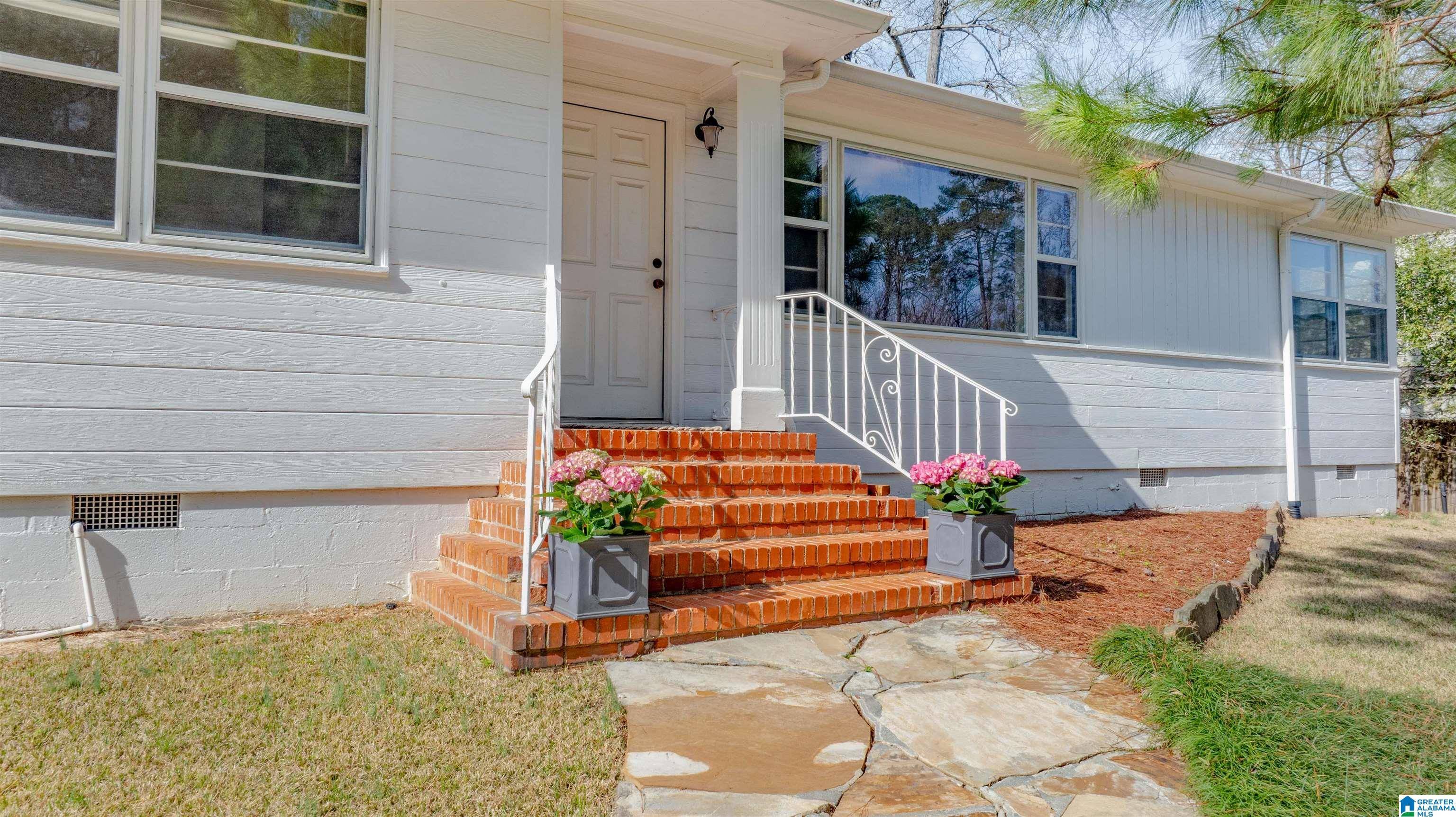 Mountain Brook, AL 35223,2944 PINE HAVEN DRIVE