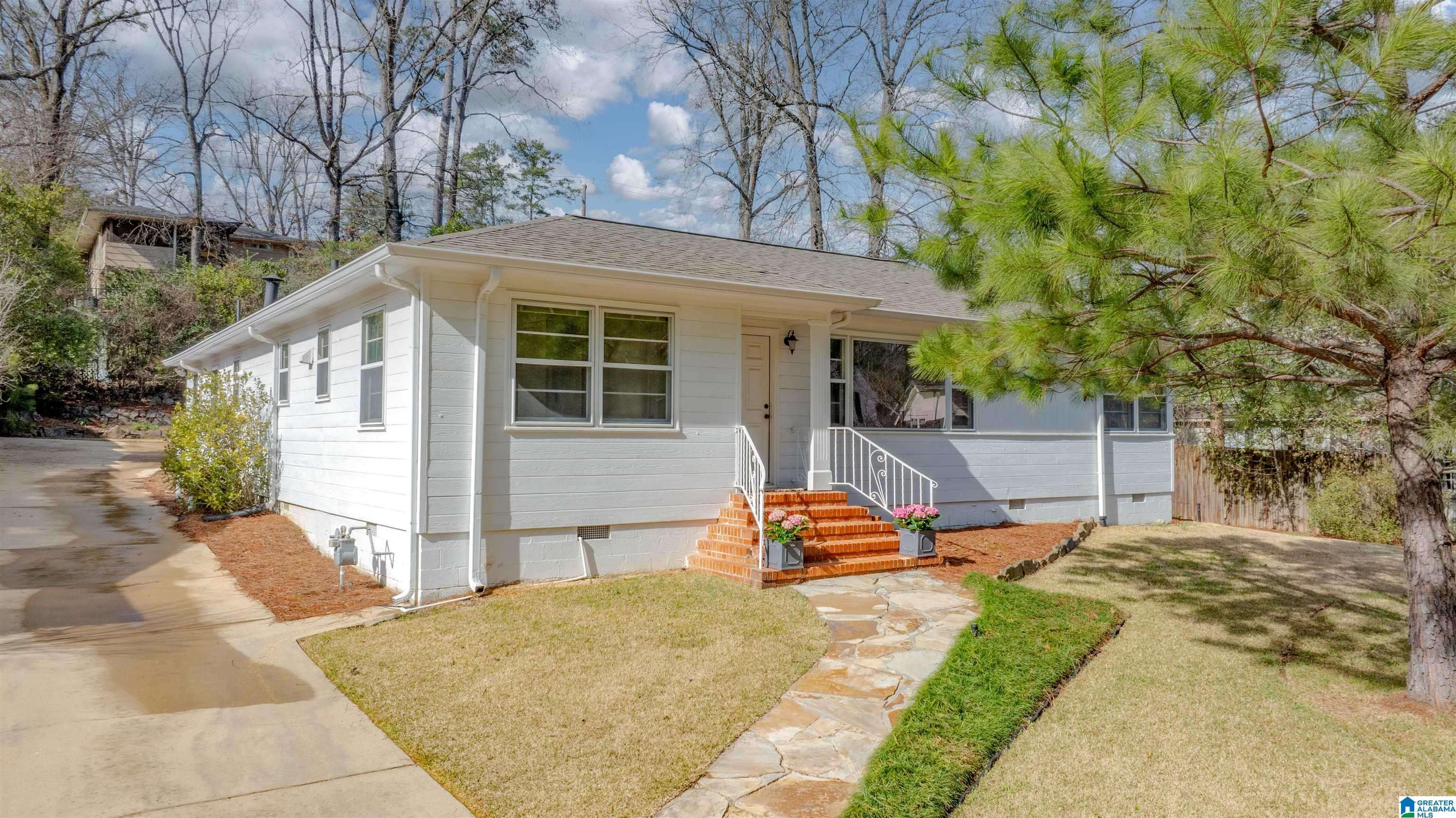 Mountain Brook, AL 35223,2944 PINE HAVEN DRIVE