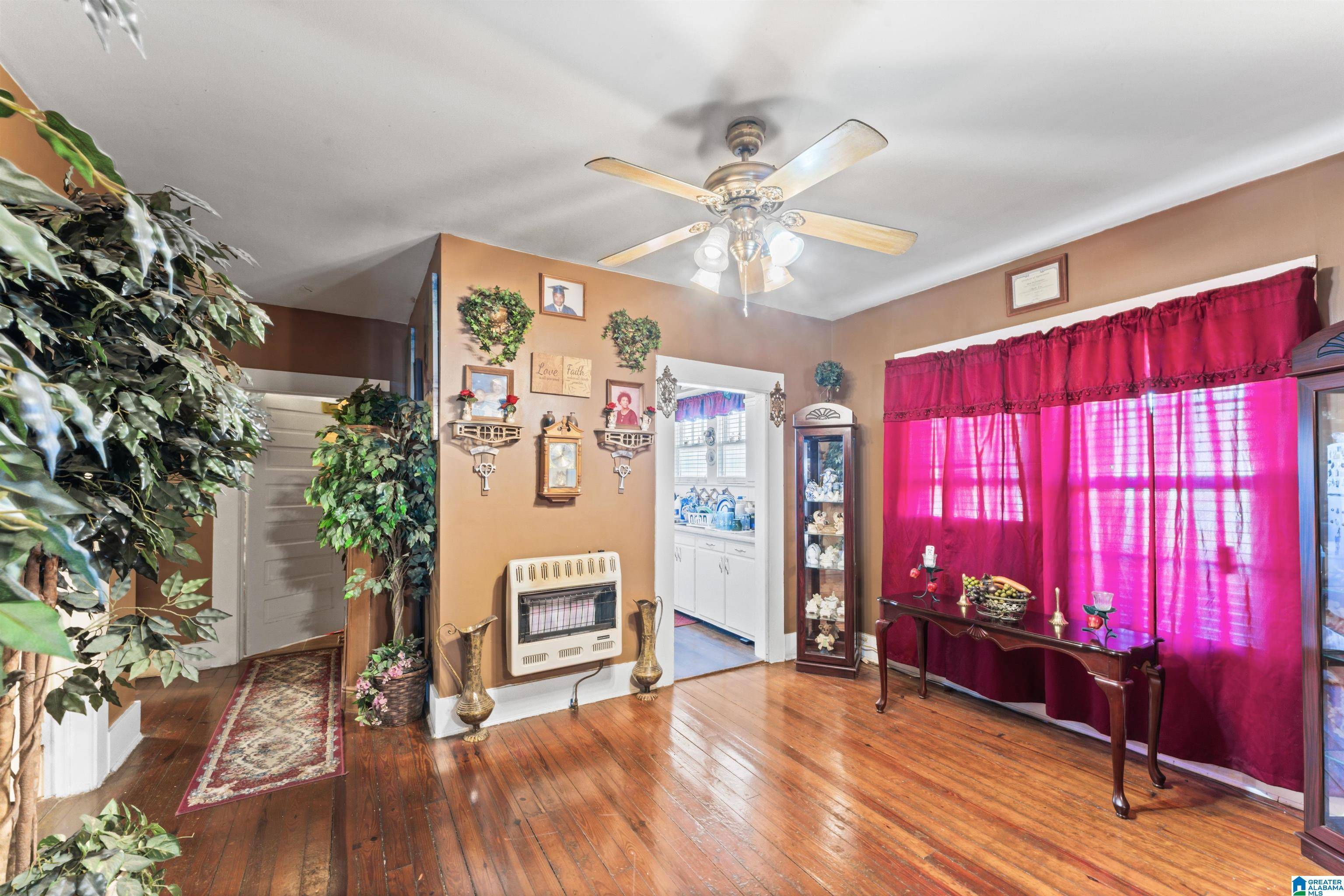 Sylacauga, AL 35150,107 W HICKORY STREET