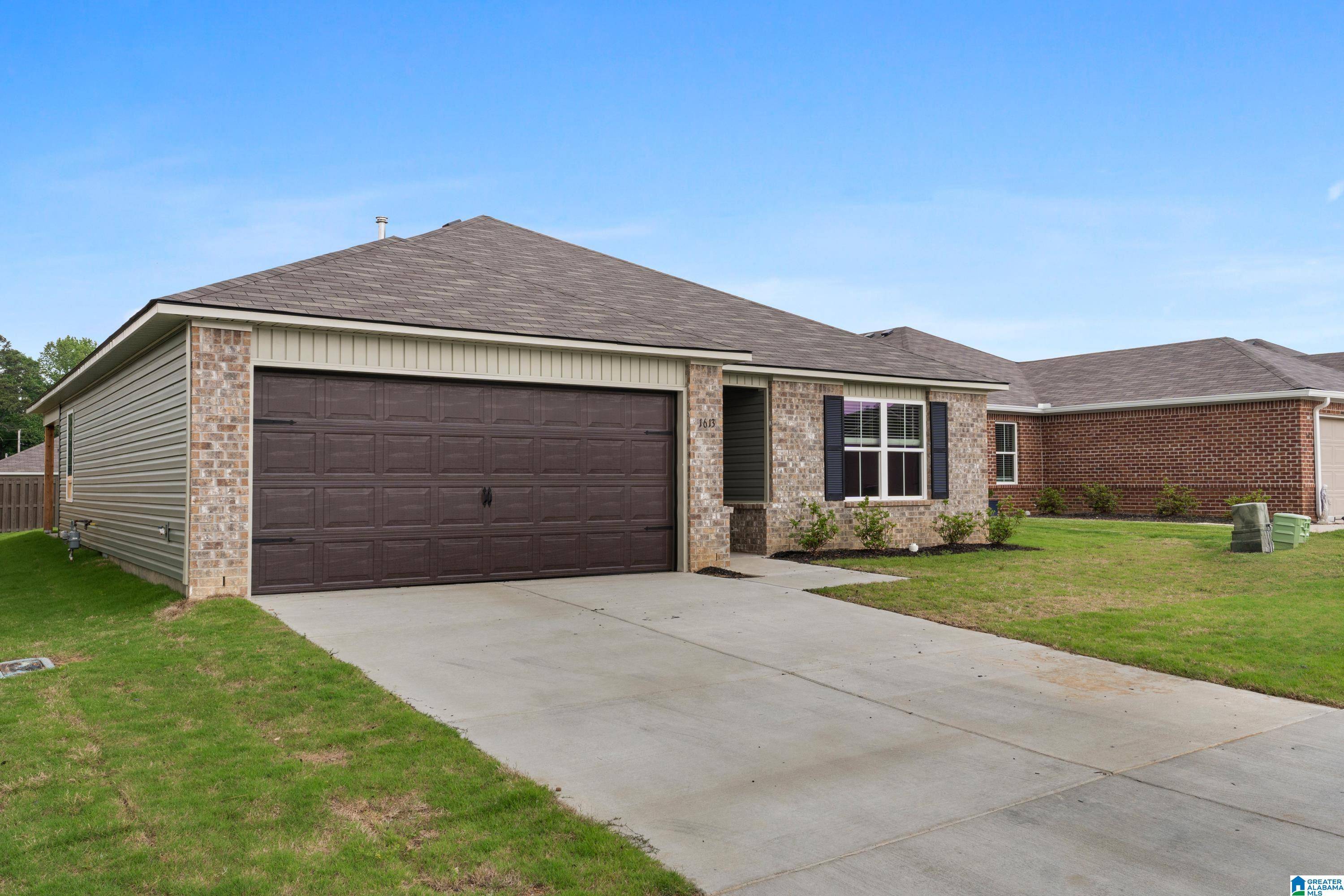 Cullman, AL 35055,1613 SIMMONS STREET SE
