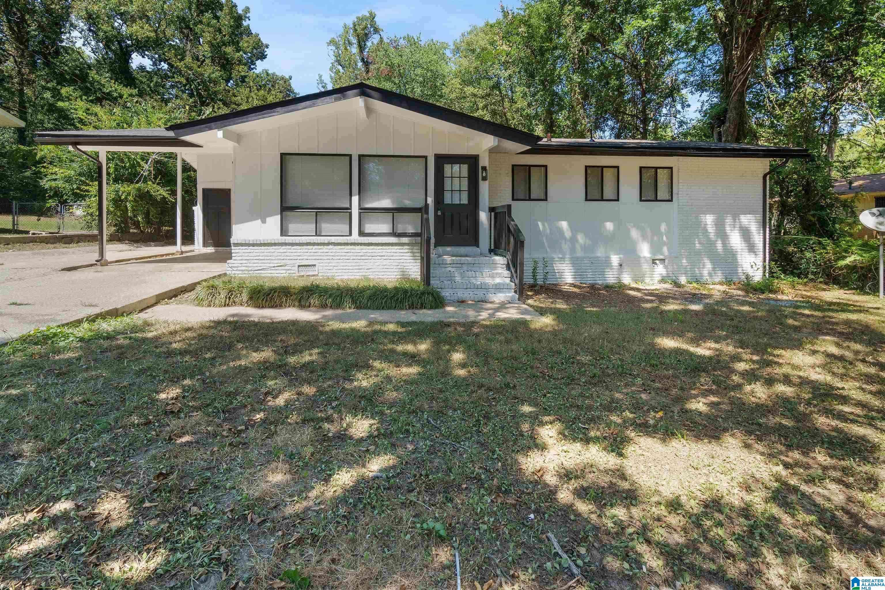 Center Point, AL 35215,504 NW 16TH TERRACE