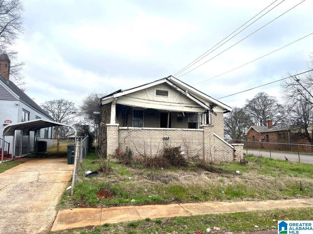 Birmingham, AL 35211,2400 BROOKHAVEN AVENUE SW