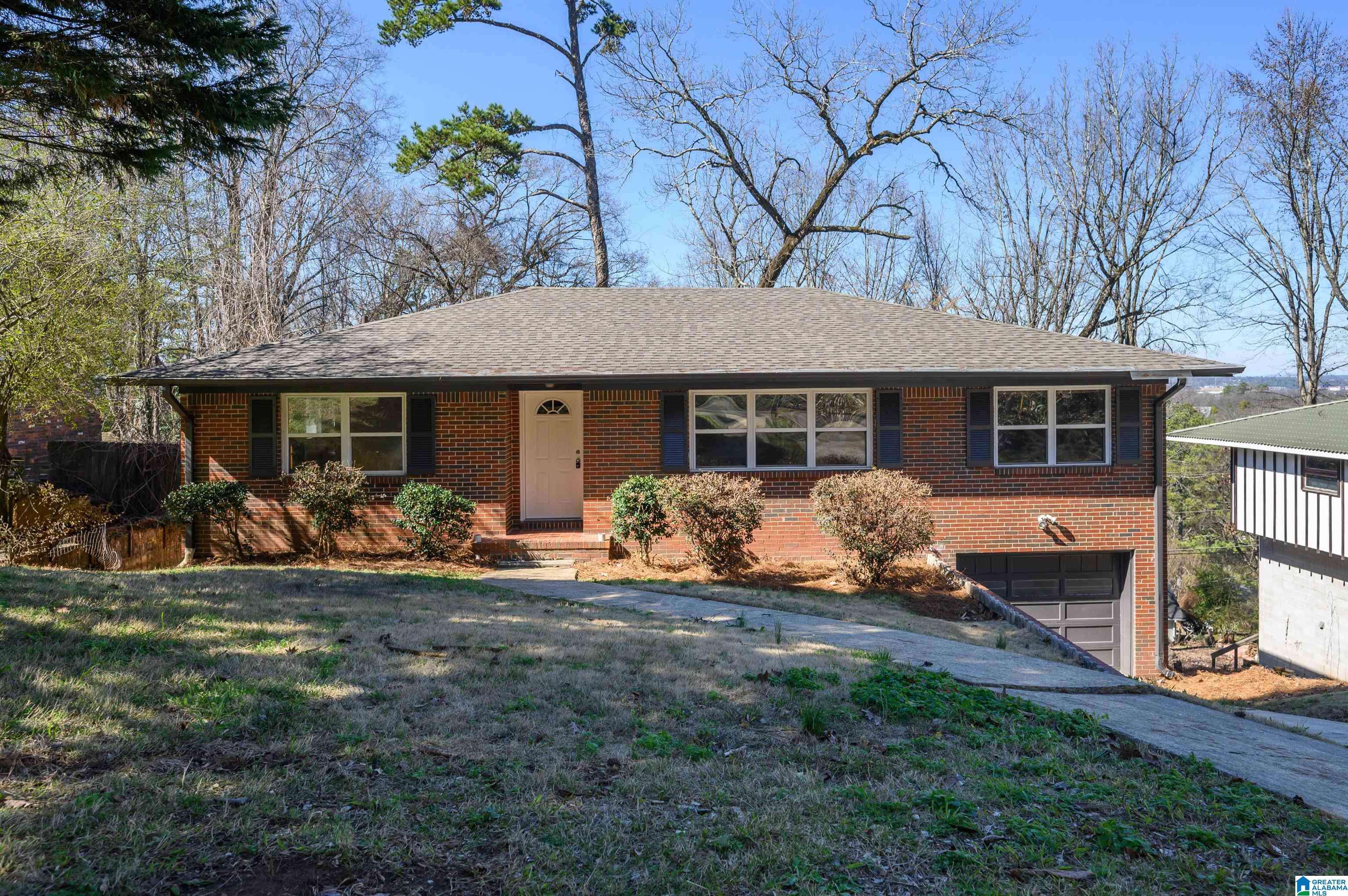 Birmingham, AL 35222,5536 S 12TH AVENUE