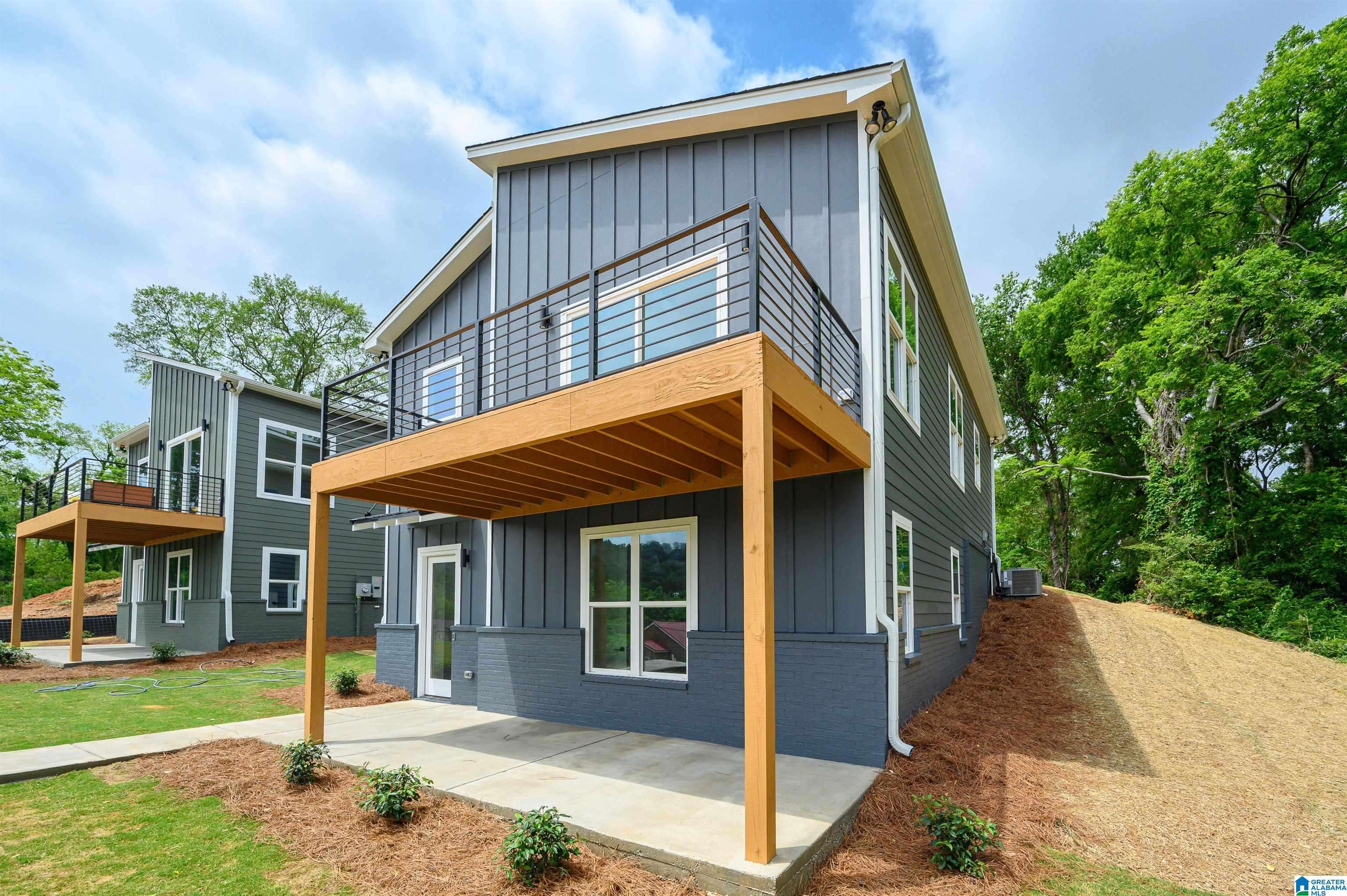 Birmingham, AL 35222,768 47TH PLACE S