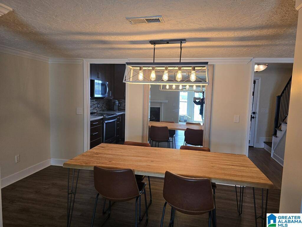 Gadsden, AL 35901,413 LAKEPOINT DRIVE