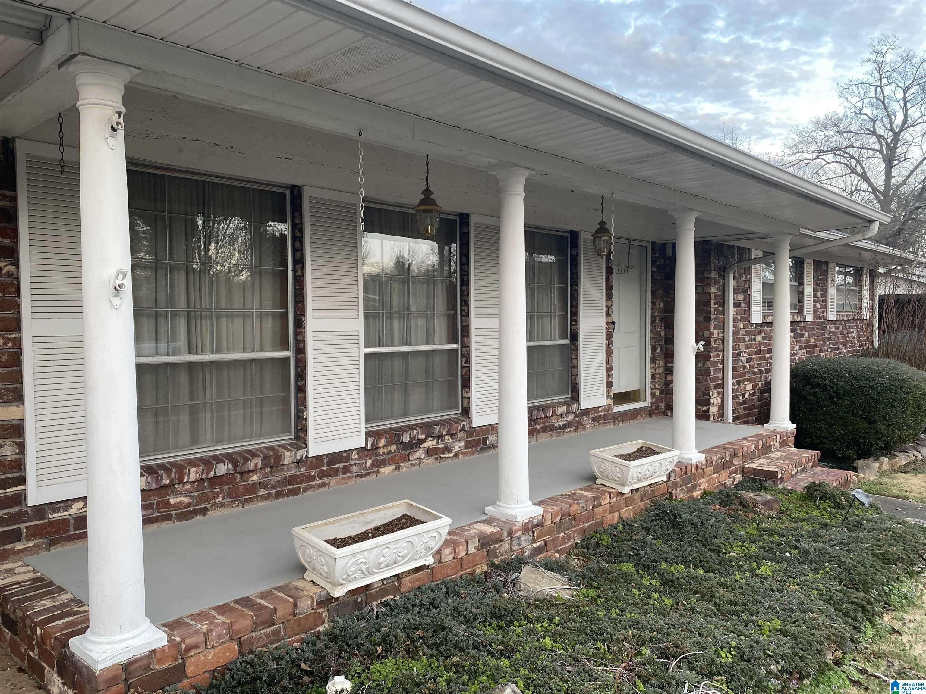 Hueytown, AL 35023,3335 CRESCENT DRIVE