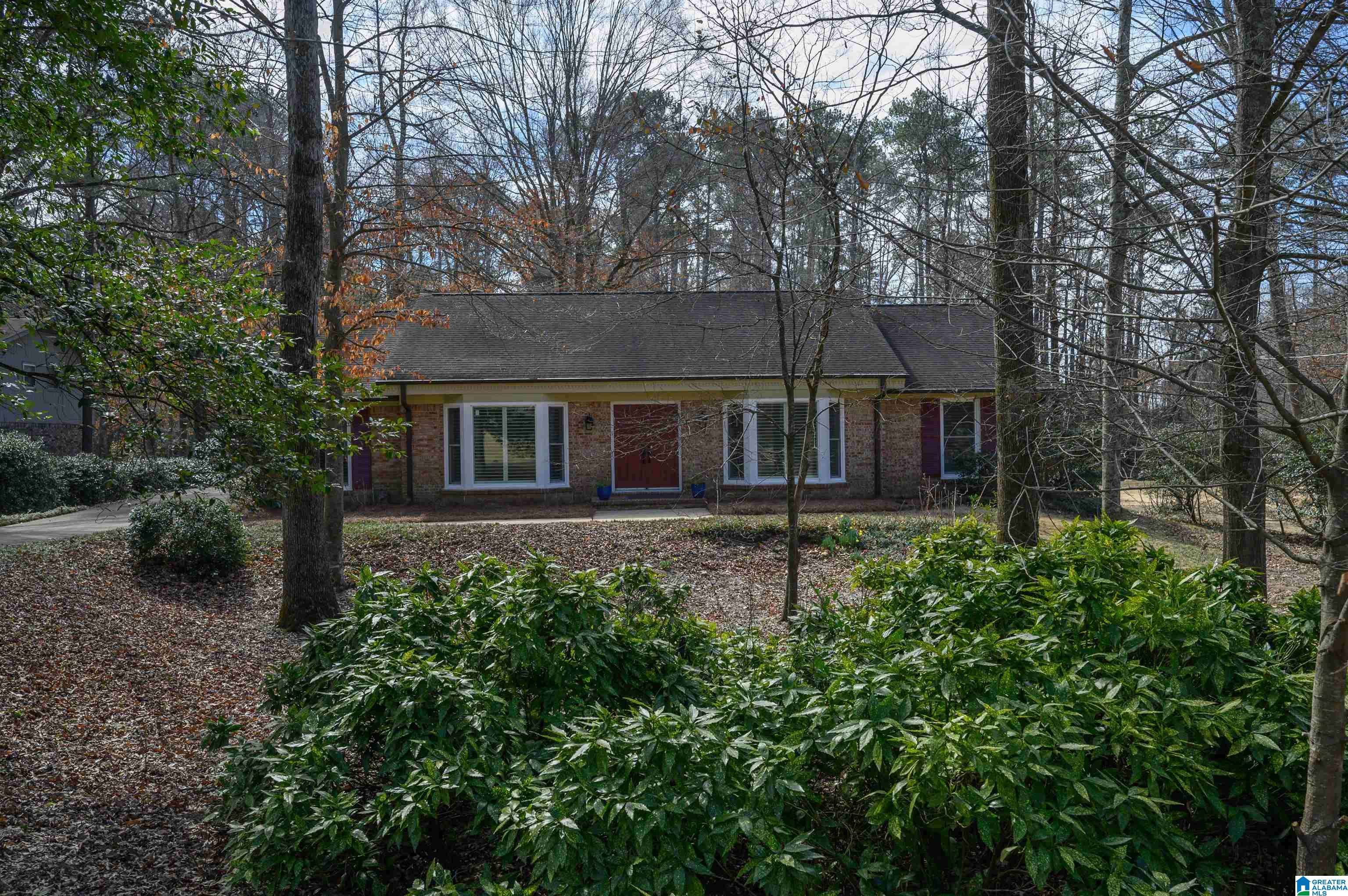 Hoover, AL 35226,2656 CREEKVIEW DRIVE