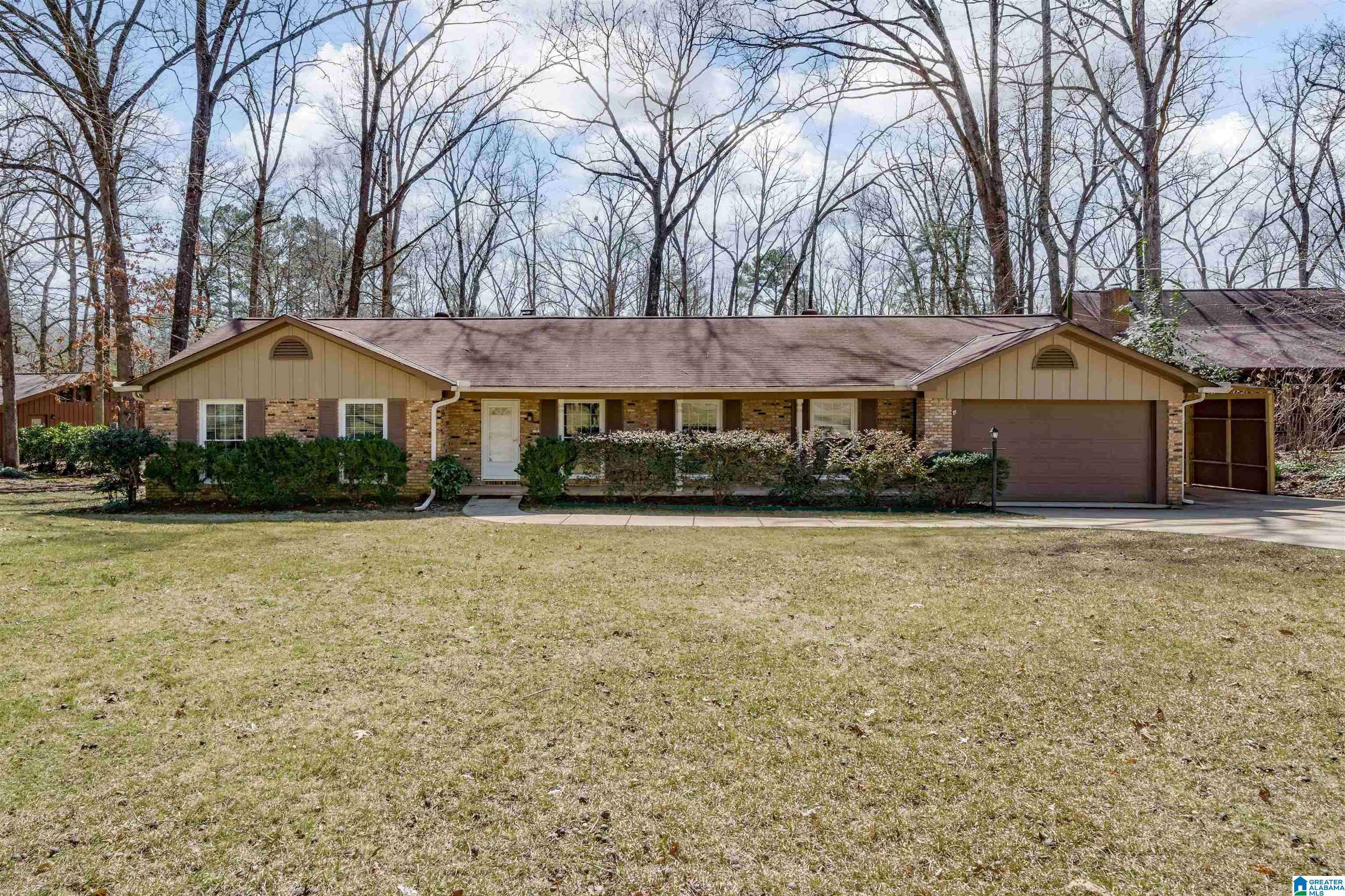 Tuscaloosa, AL 35404,64 CHEROKEE HILLS