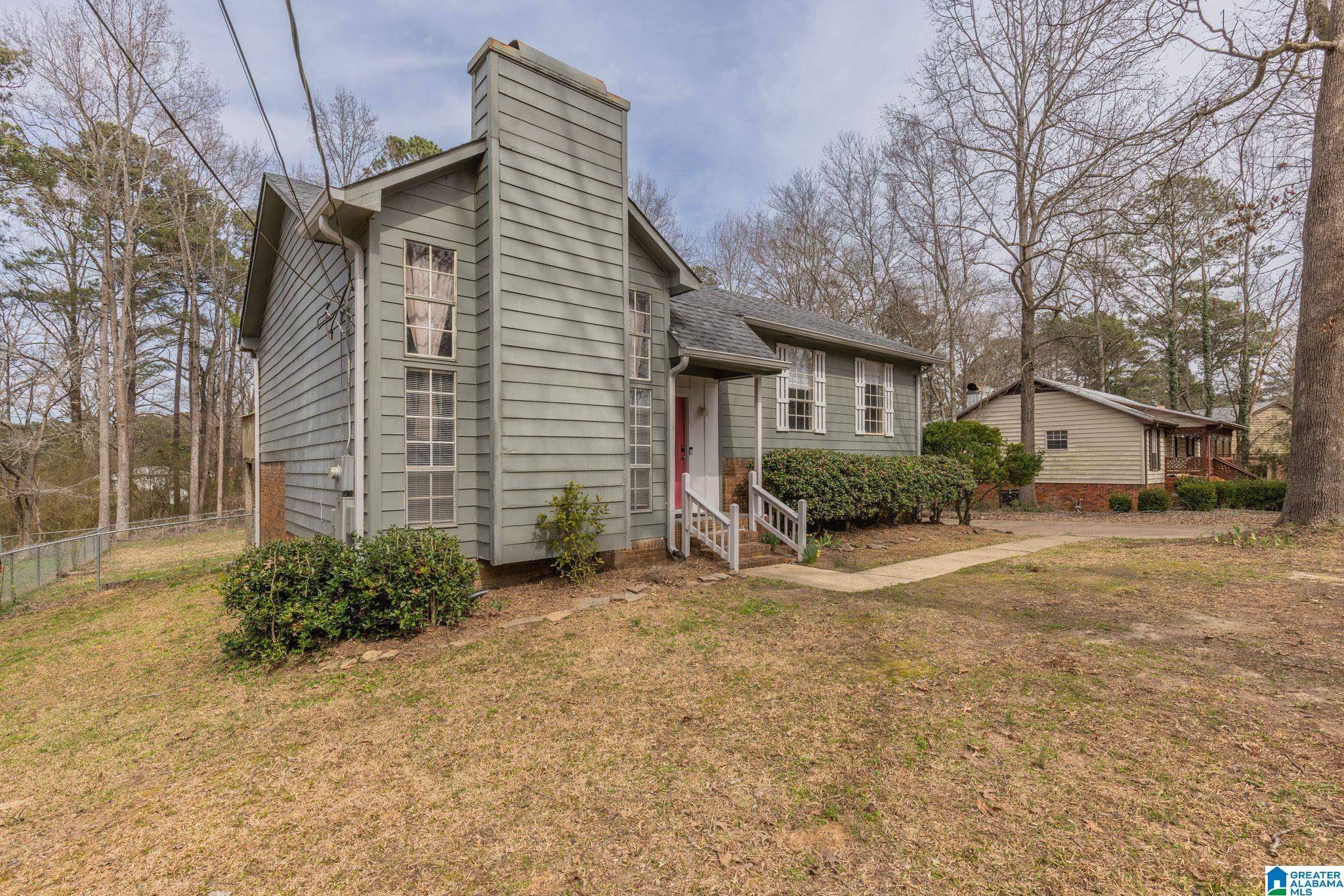 Bessemer, AL 35023,3240 LARABEE LANE
