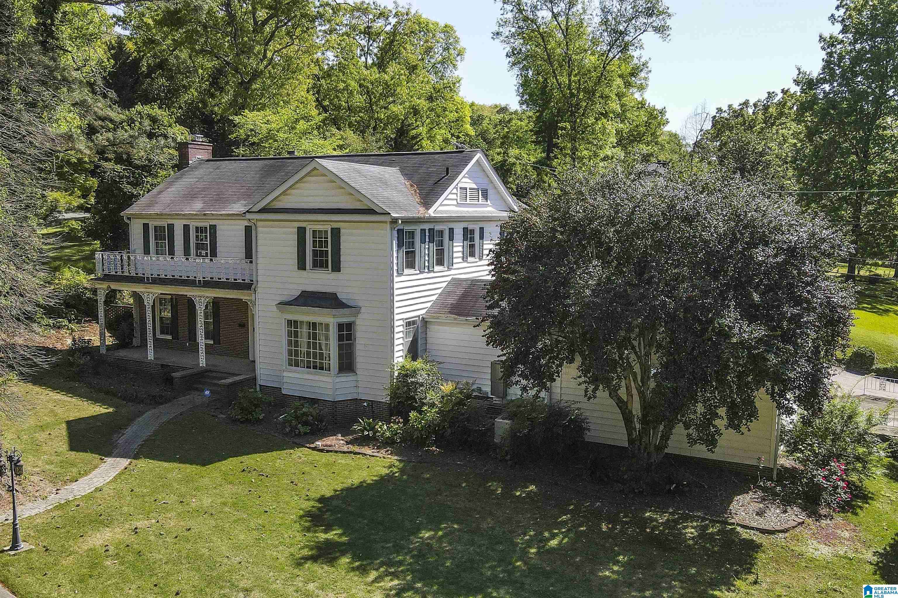 Anniston, AL 36207,8 SUNSET DRIVE
