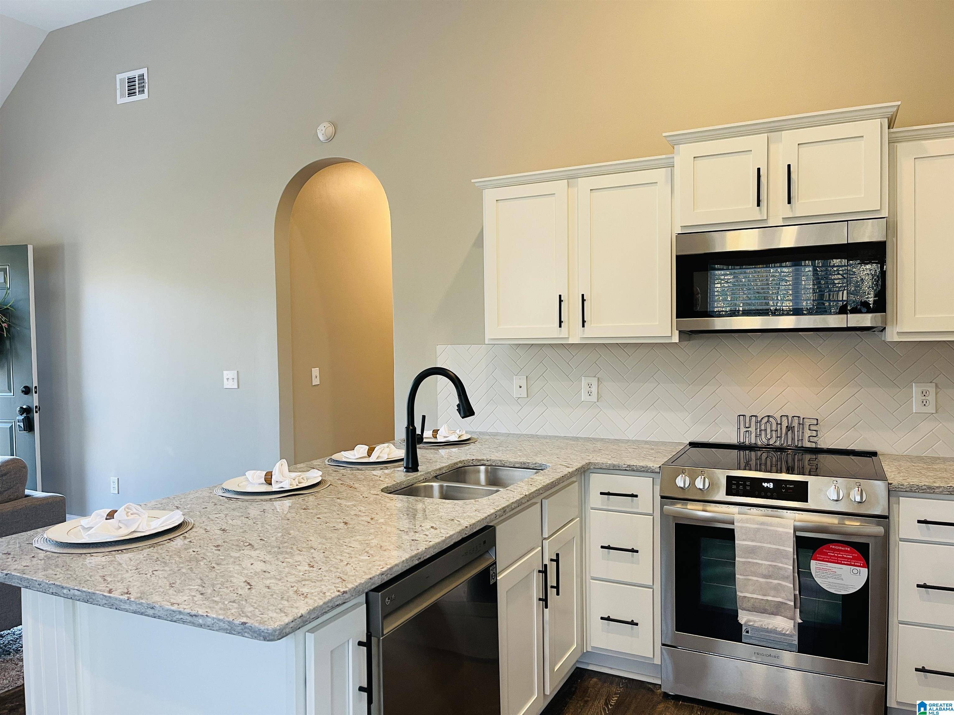 Helena, AL 35080,9350 BROOK FOREST CIRCLE