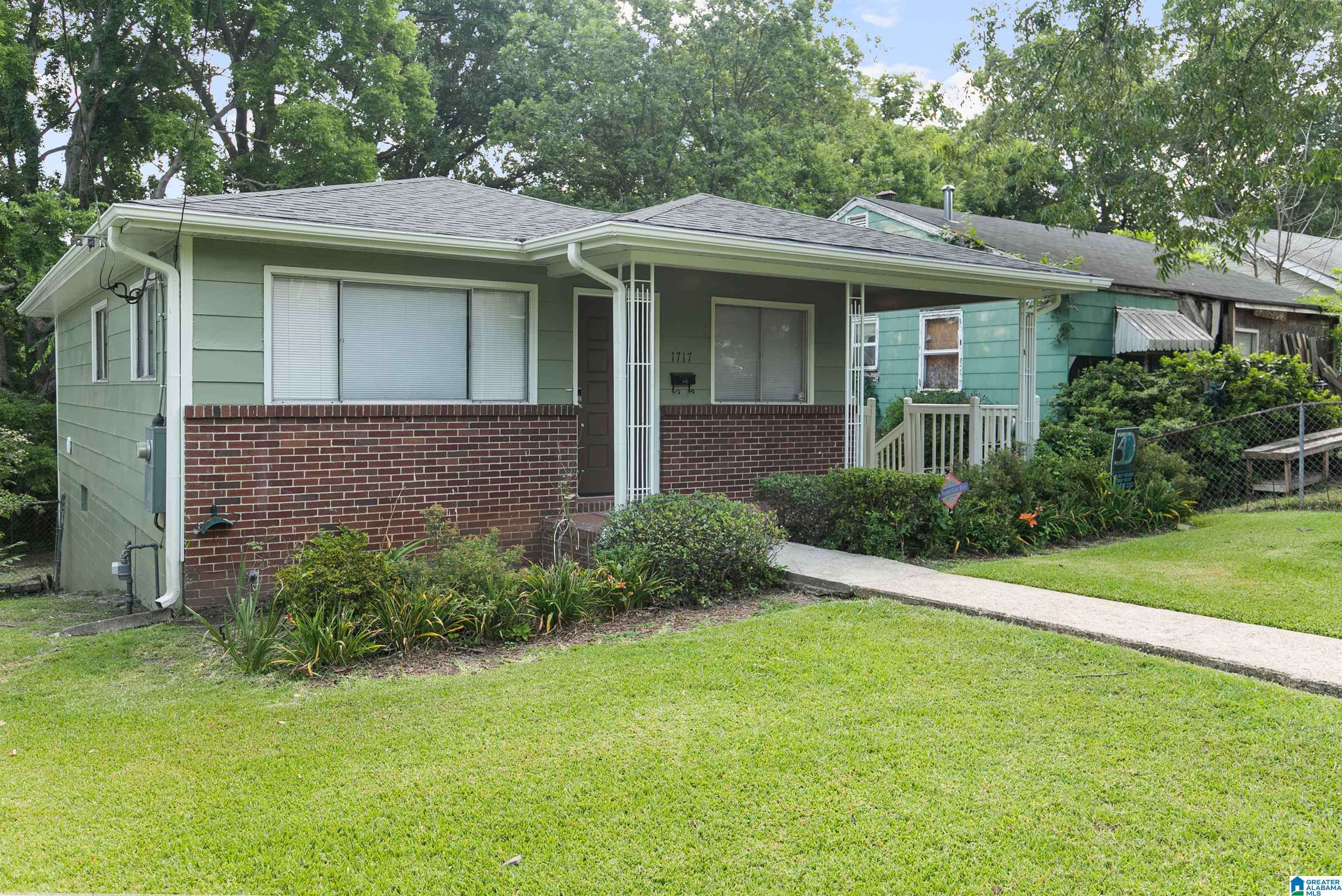 Birmingham, AL 35234,1717 28TH STREET N