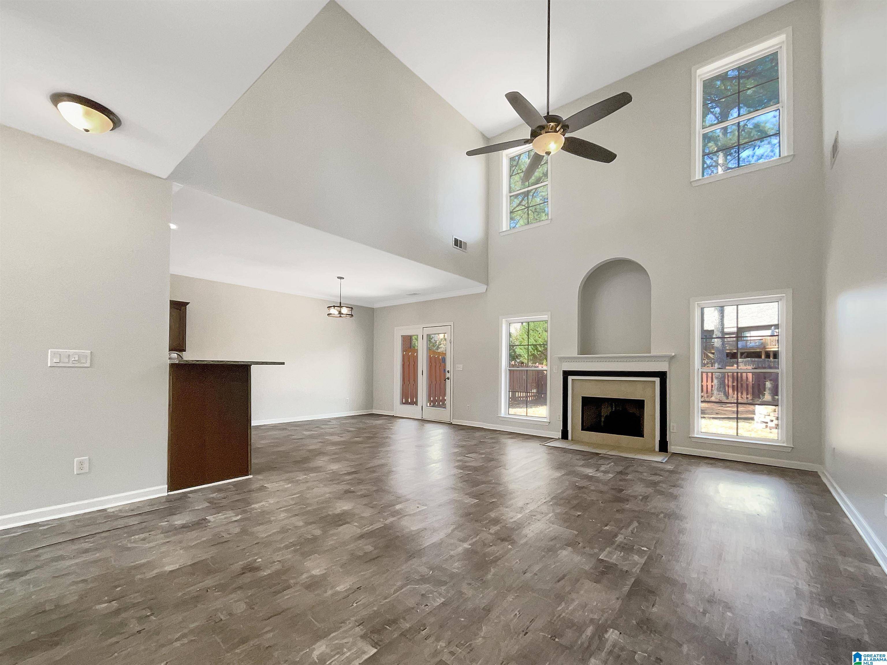 Alabaster, AL 35007,132 SEAMS WAY