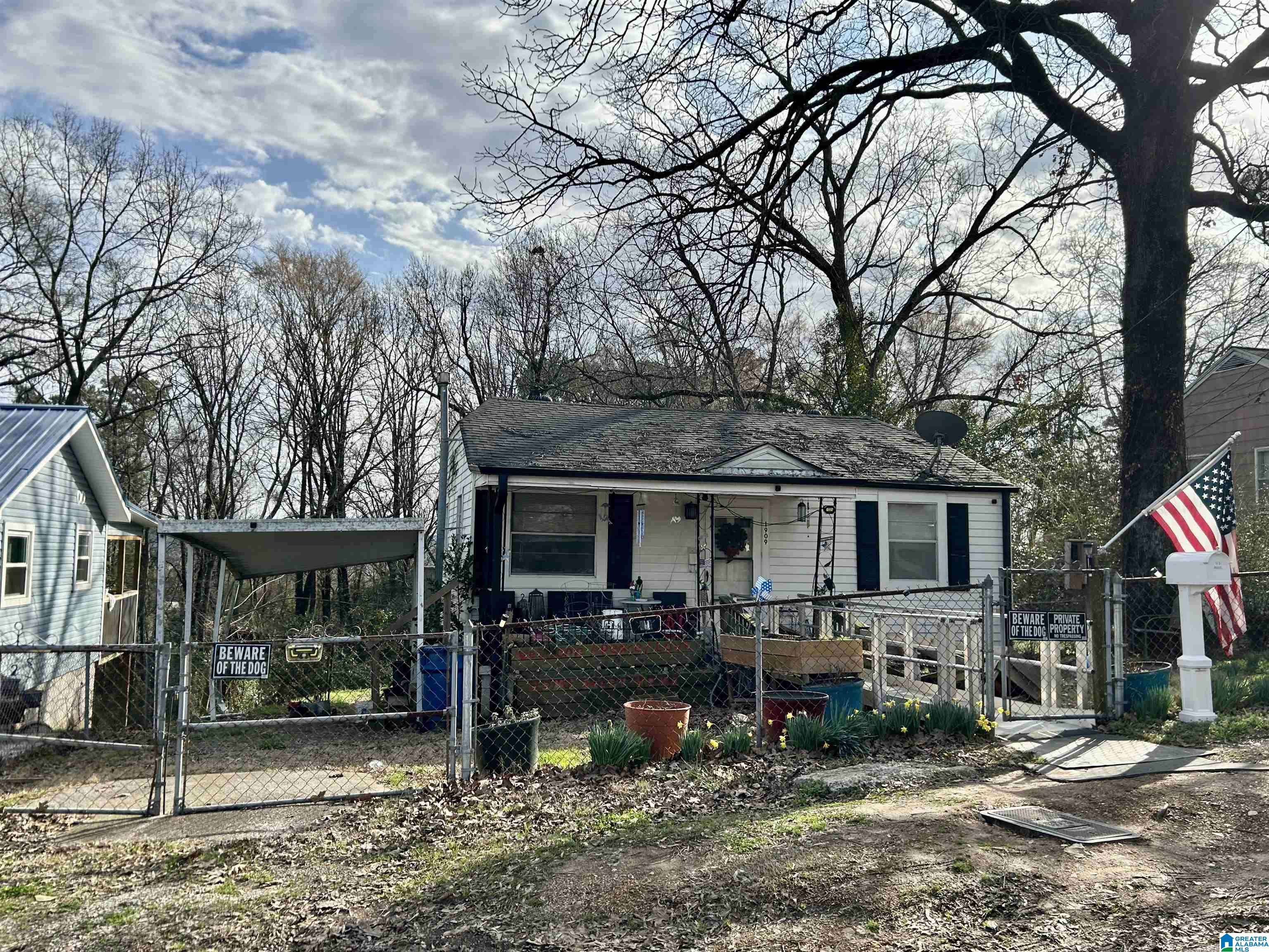 Tarrant, AL 35217,1909 HOKE AVENUE
