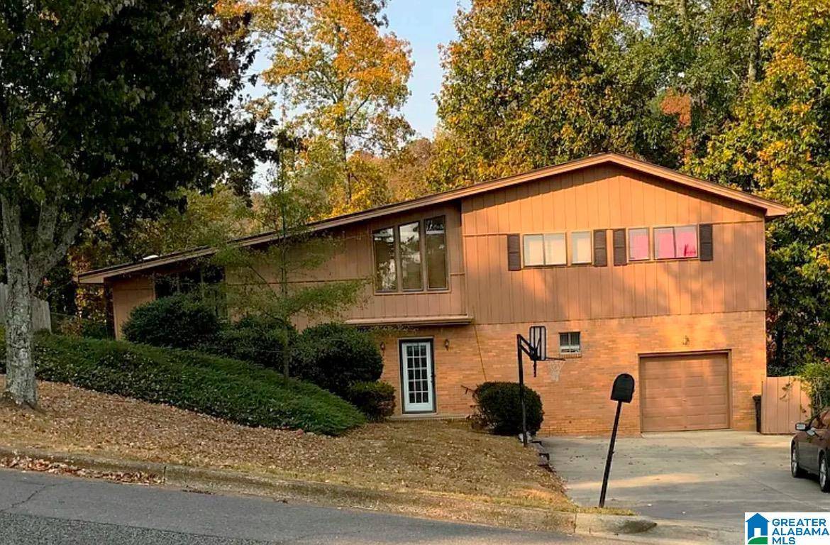 Cullman, AL 35055,1525 NW RIDGE STREET