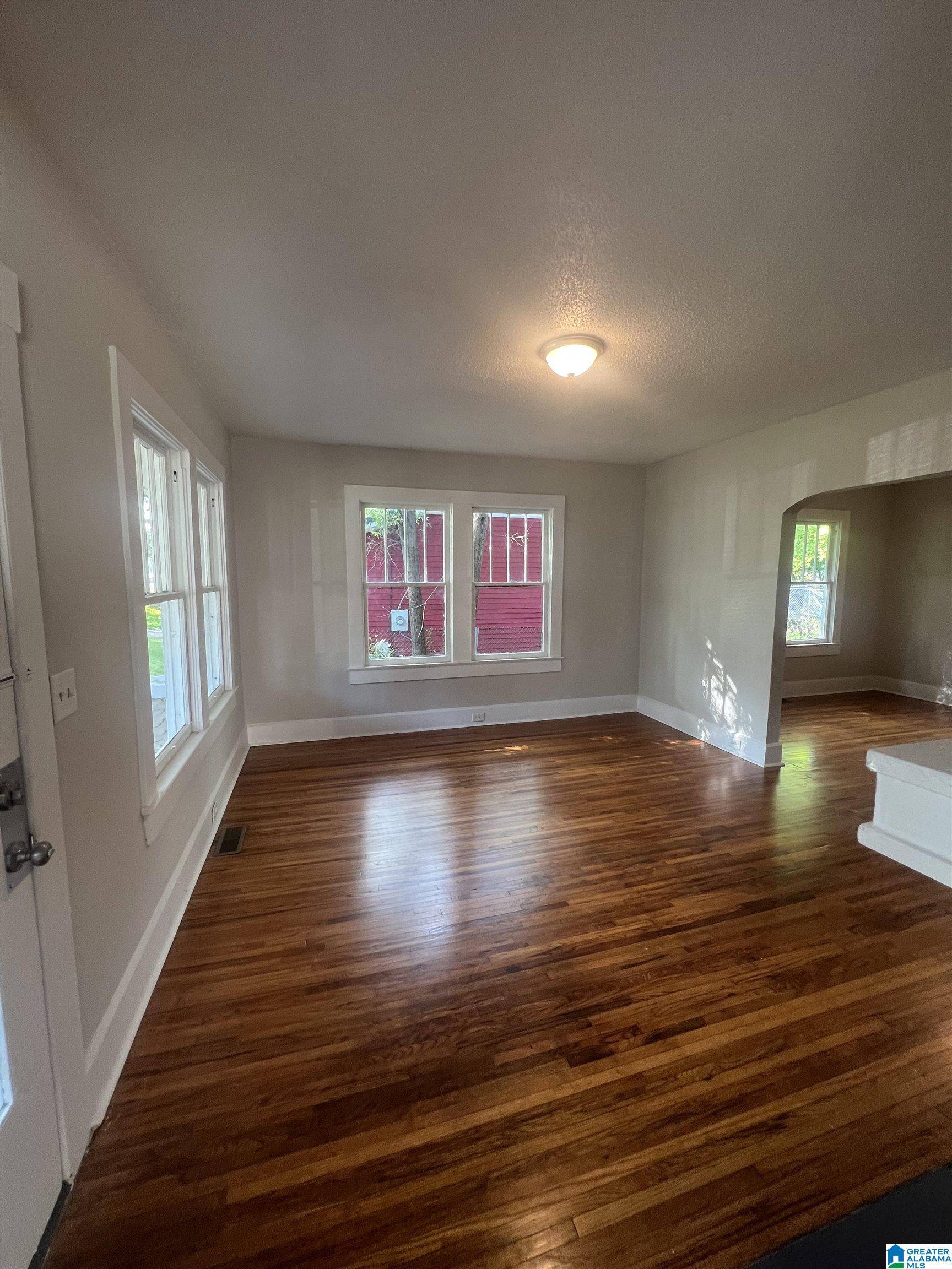 Birmingham, AL 35211,1117 14TH PLACE SW