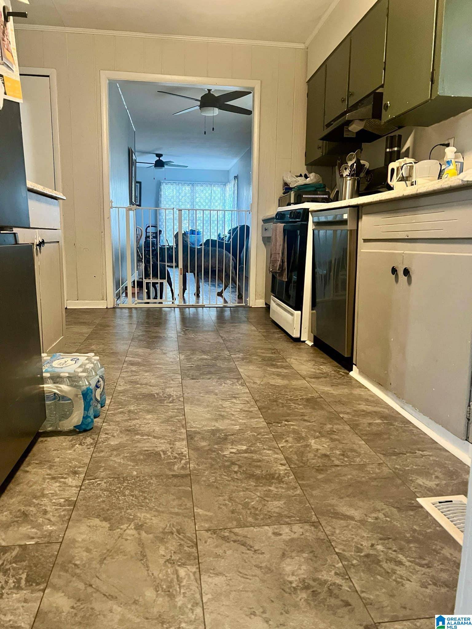 Weaver, AL 36277,627 DOGWOOD LANE