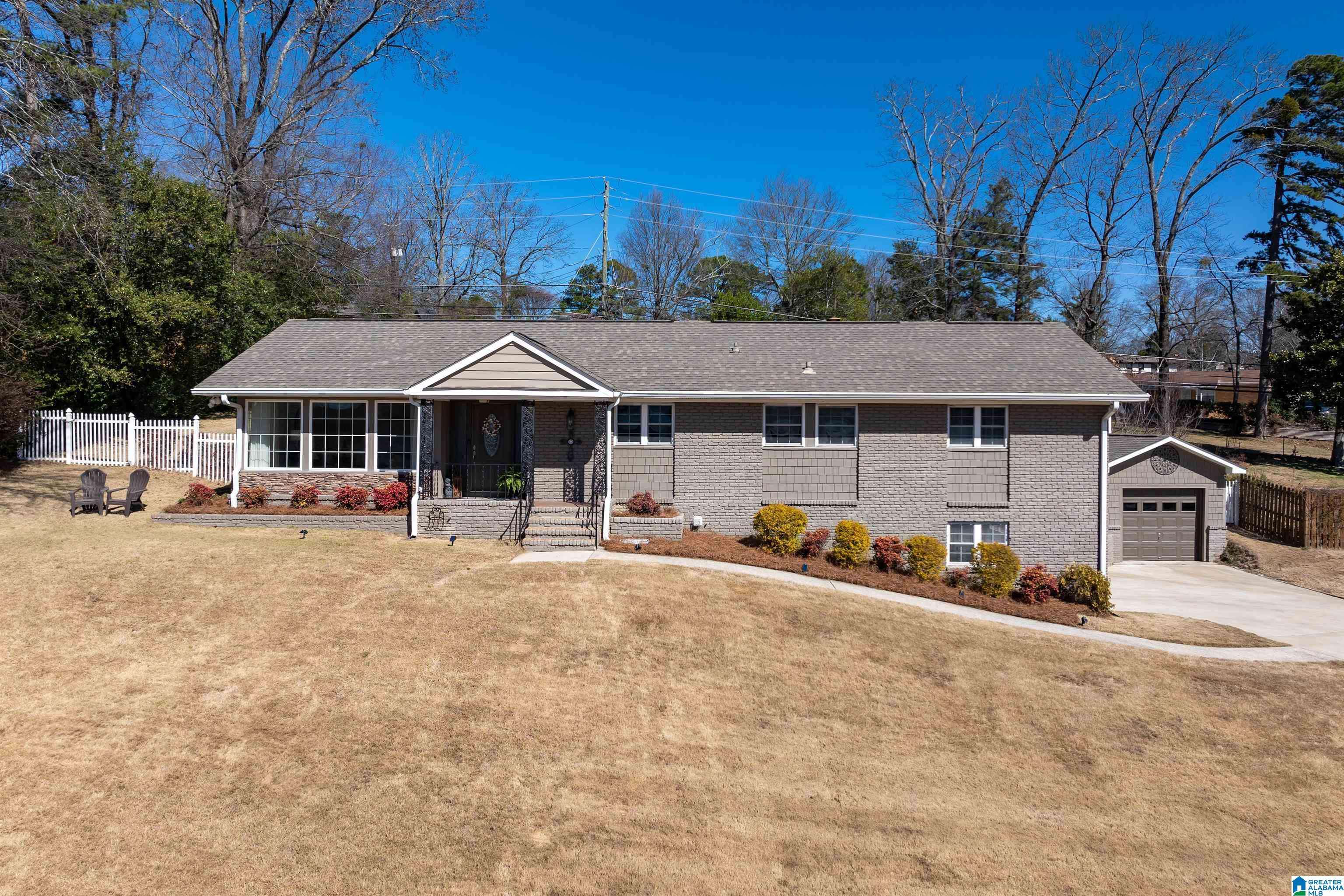 Vestavia Hills, AL 35216,2128 WOODHUE CIRCLE