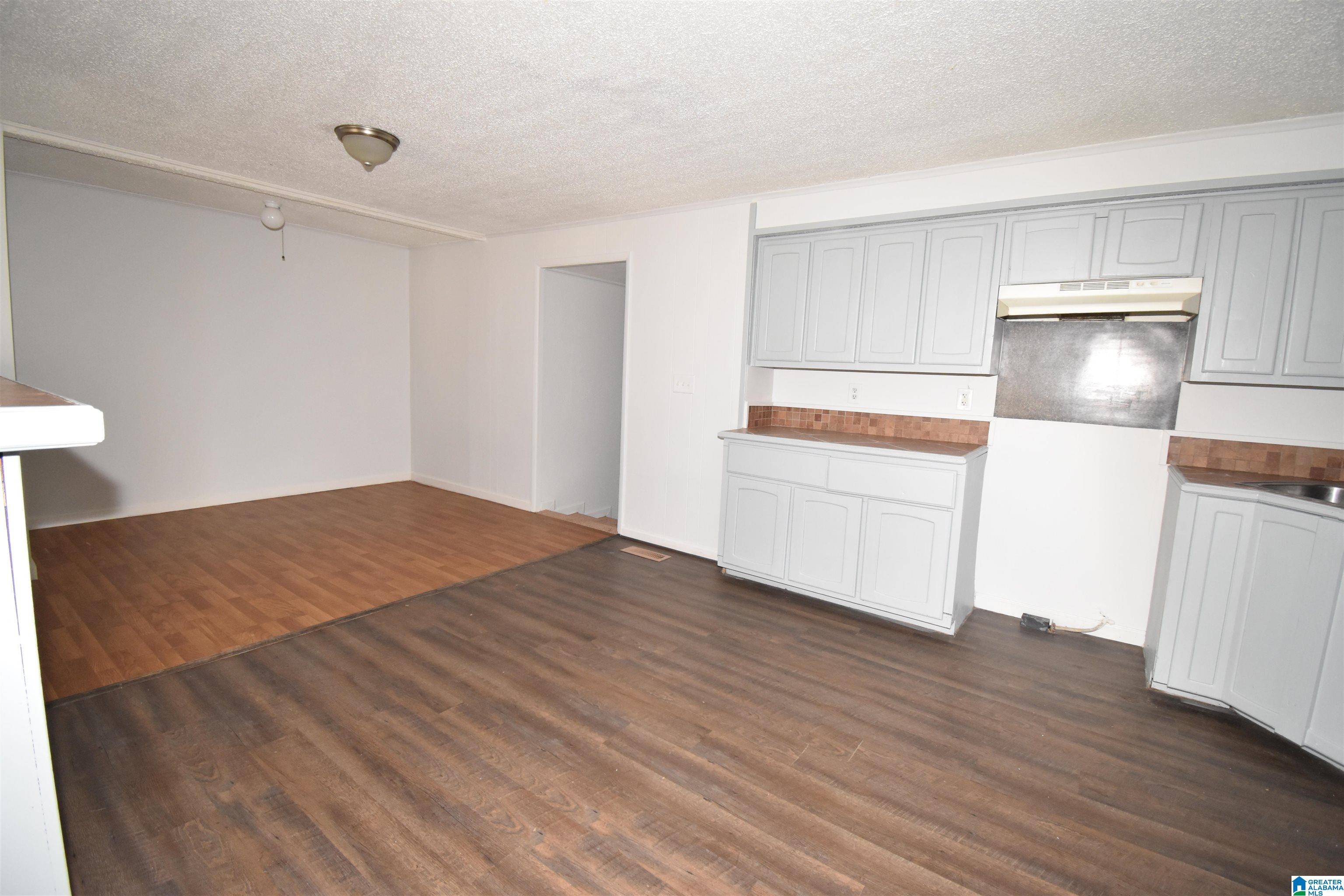 Adamsville, AL 35005,4996 KAREN LANE