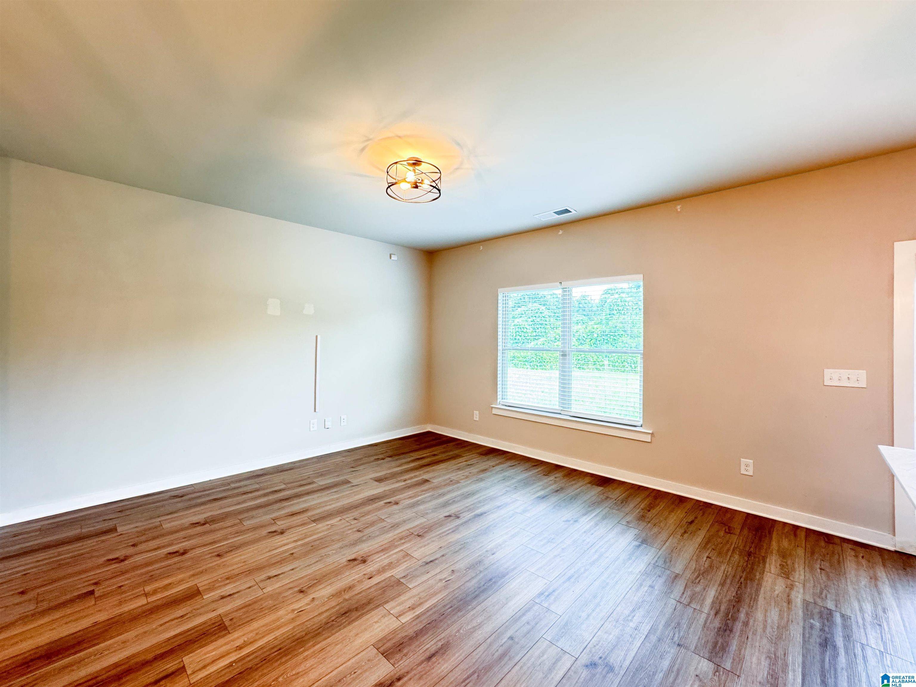 Weaver, AL 36277,212 BUCKHORN CIRCLE