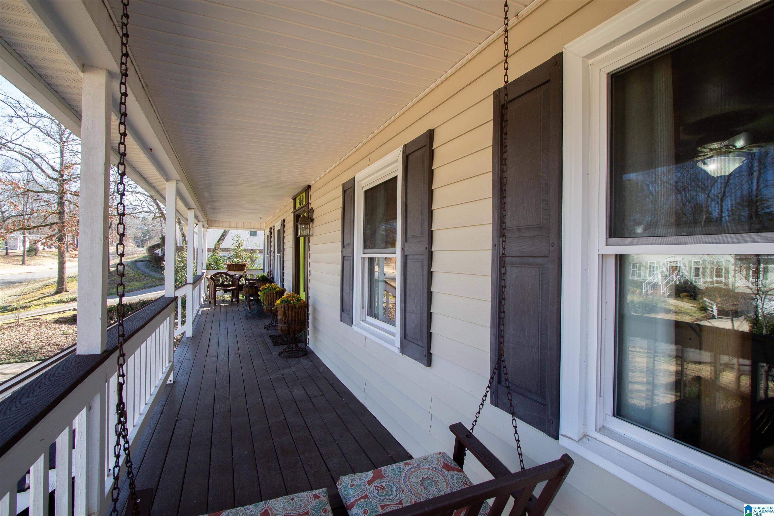 Hoover, AL 35244,360 OAK LEAF CIRCLE