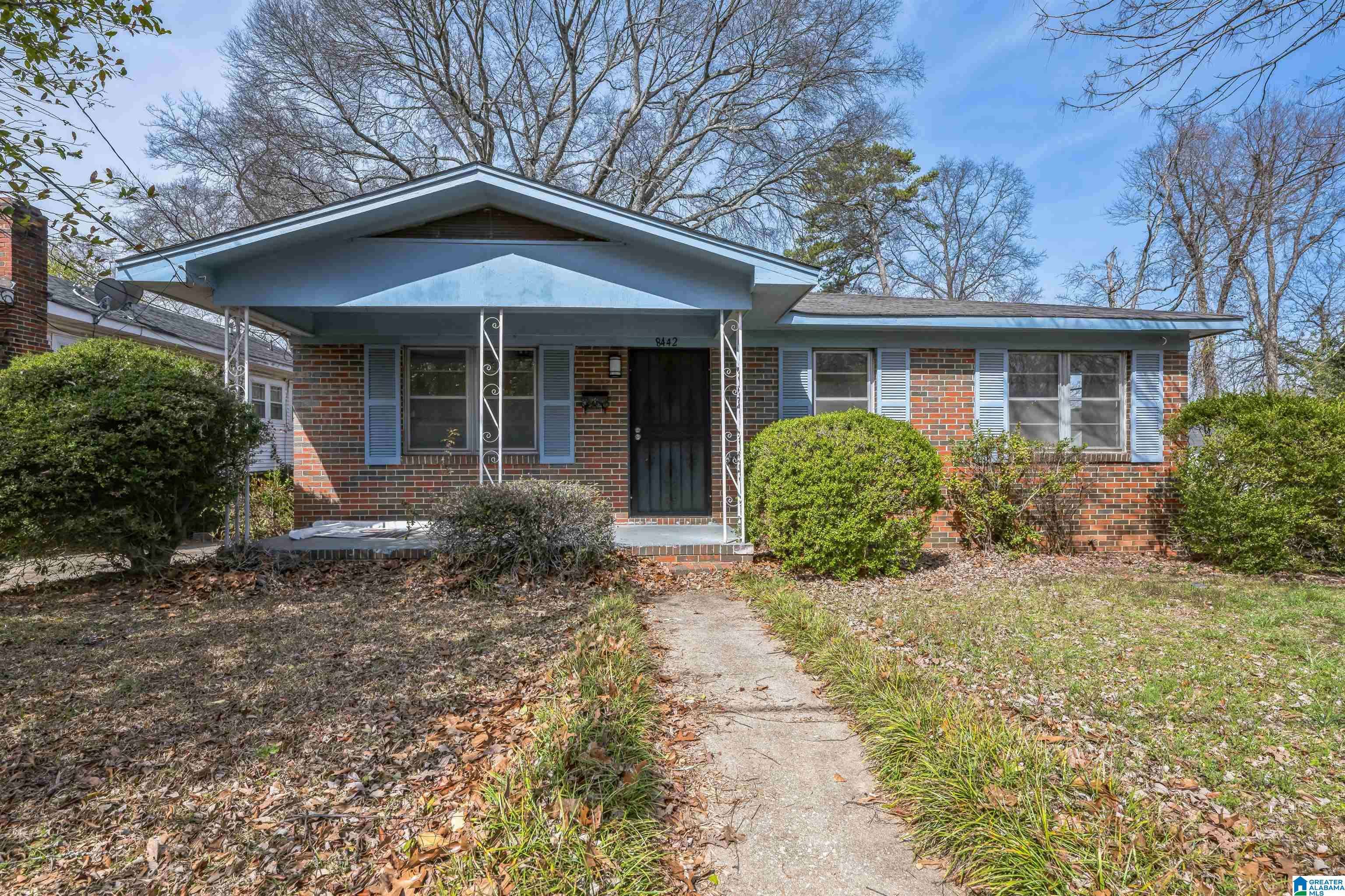Birmingham, AL 35206,8442 7TH AVENUE S