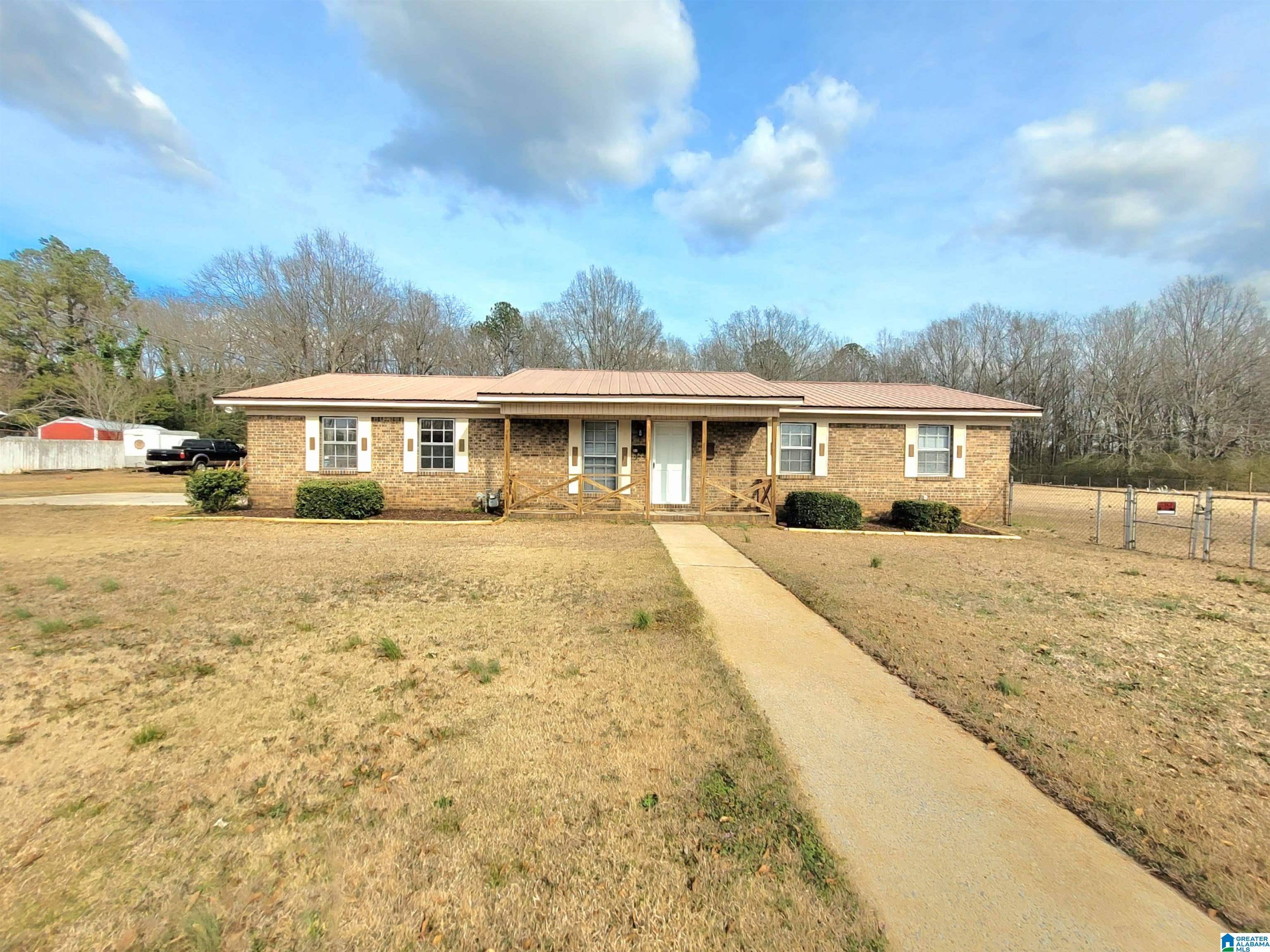 Talladega, AL 35160,416 WELLS AVENUE