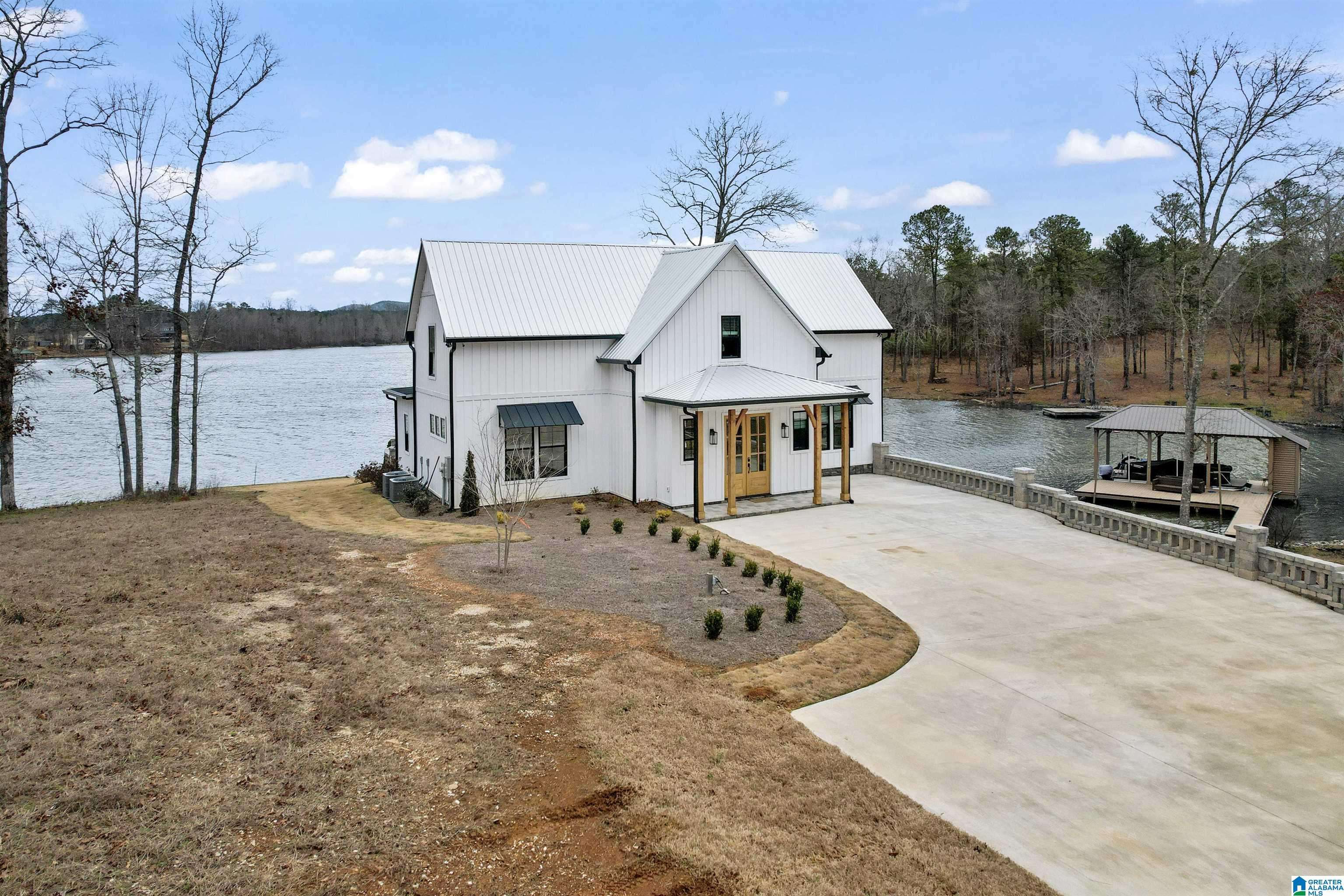 Sylacauga, AL 35151,1165 CEDAR CREEK DRIVE