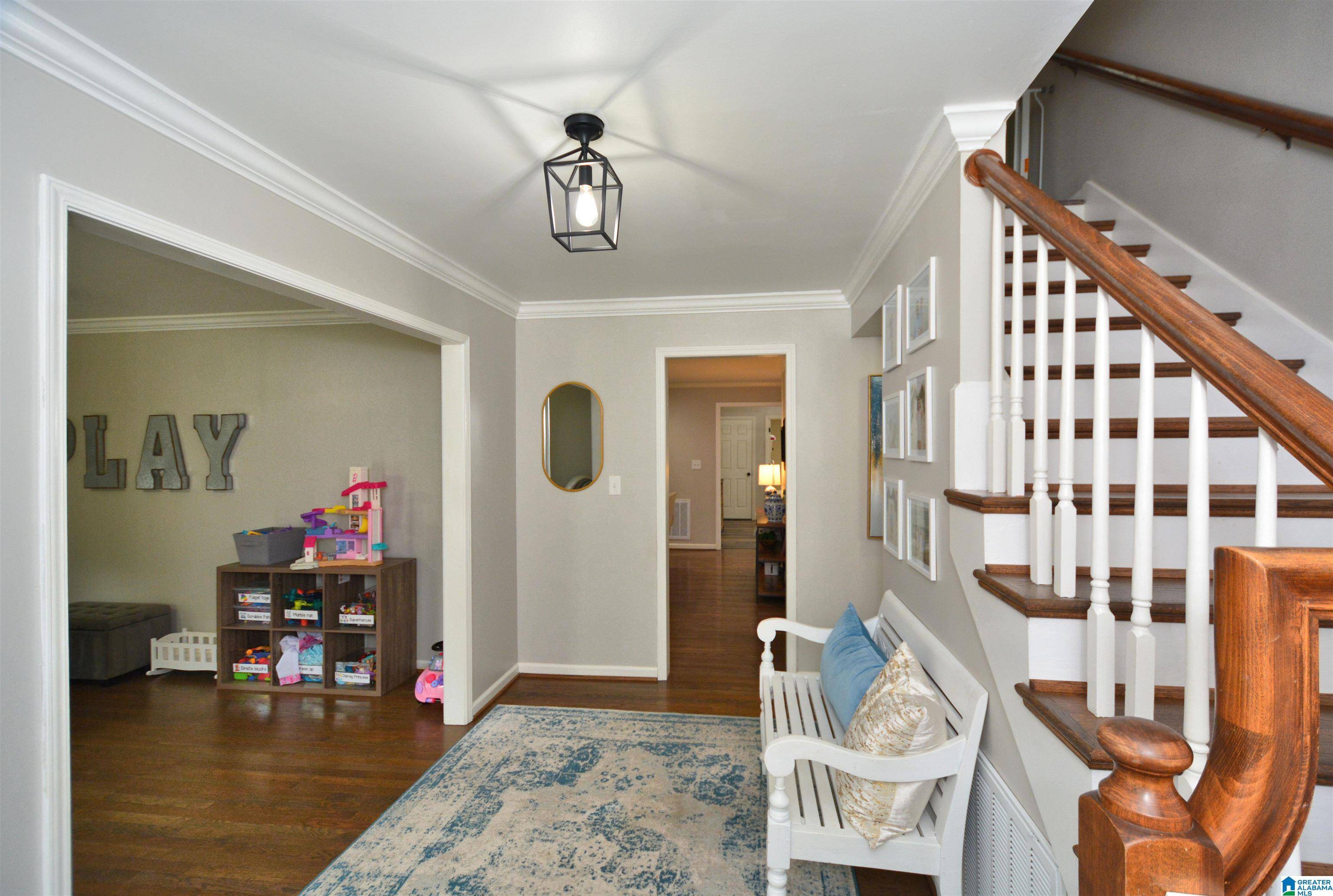 Birmingham, AL 35242,4924 MEADOW BROOK ROAD