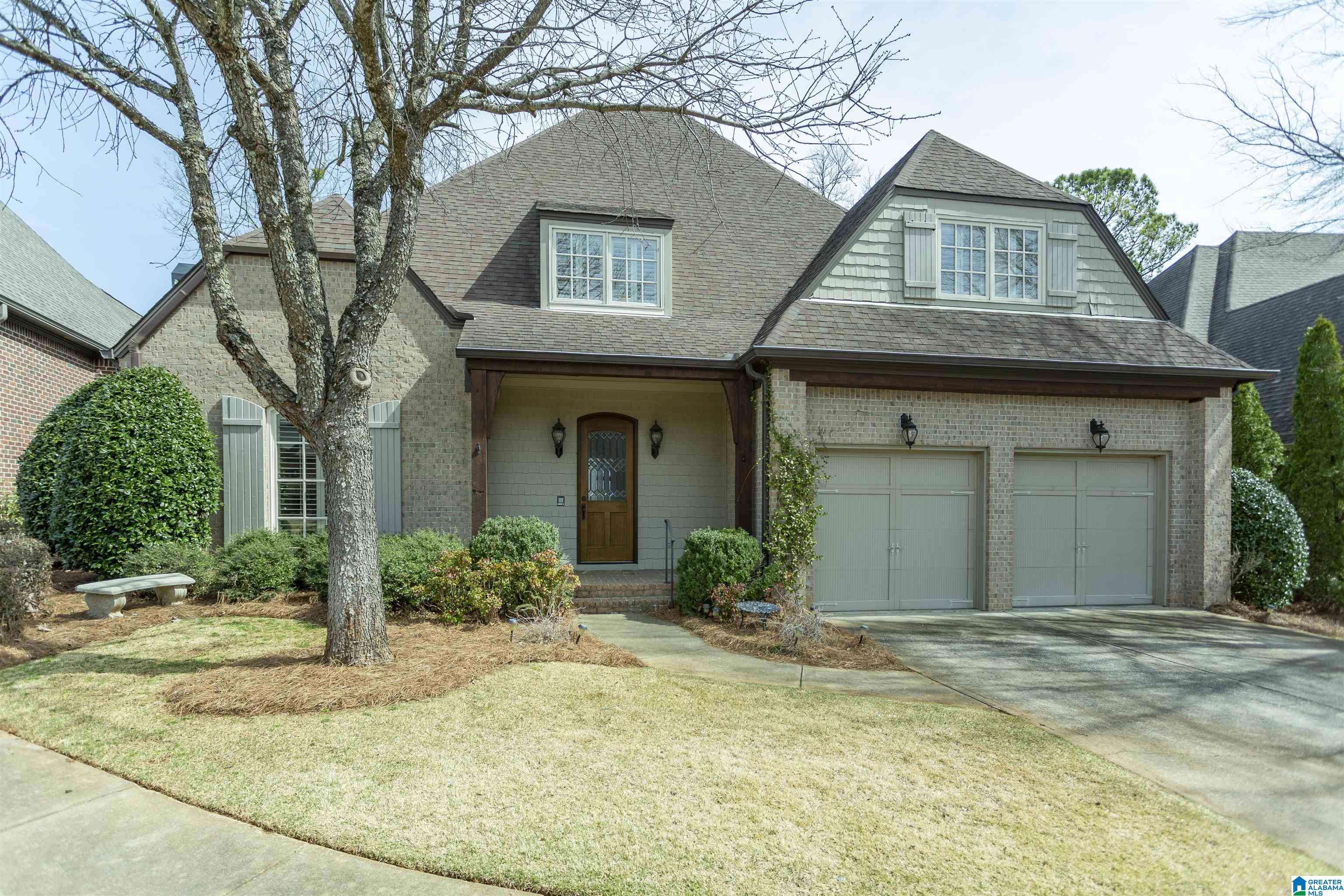 Vestavia Hills, AL 35226,2210 OVERLOOK CREST