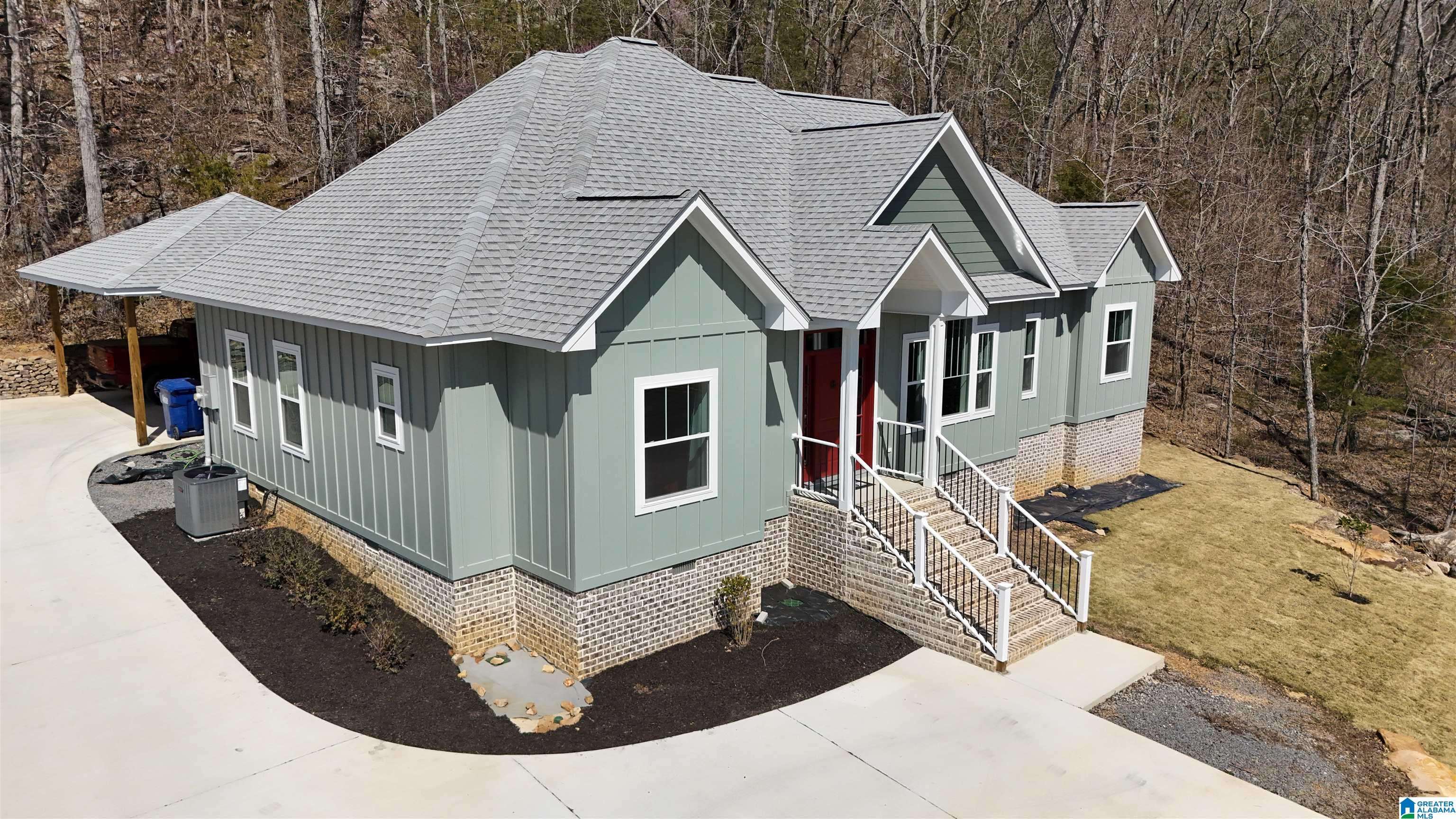 Oneonta, AL 35121,195 CHRISTY LANE