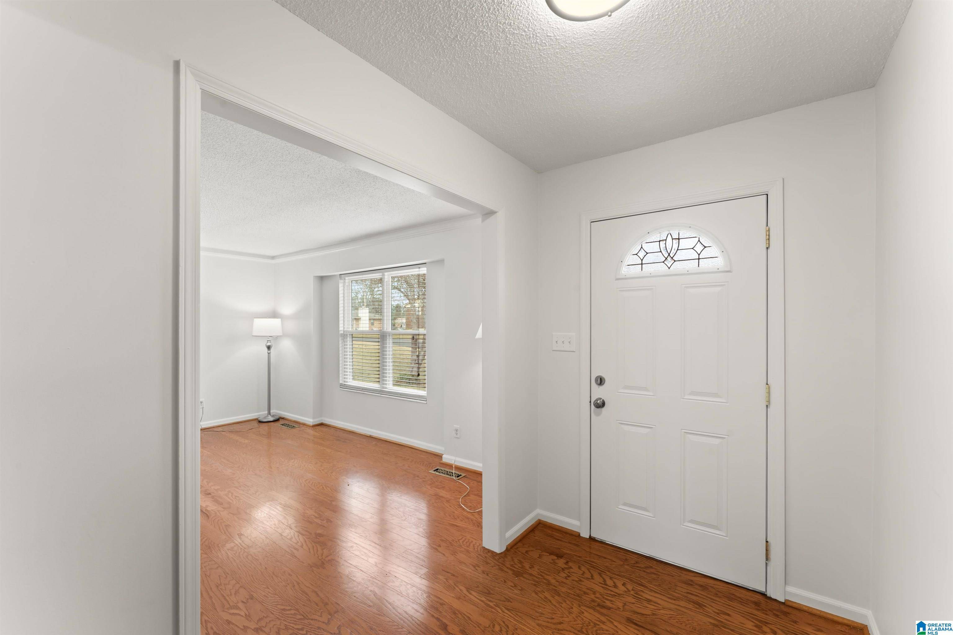 Pleasant Grove, AL 35127,423 13TH PLACE