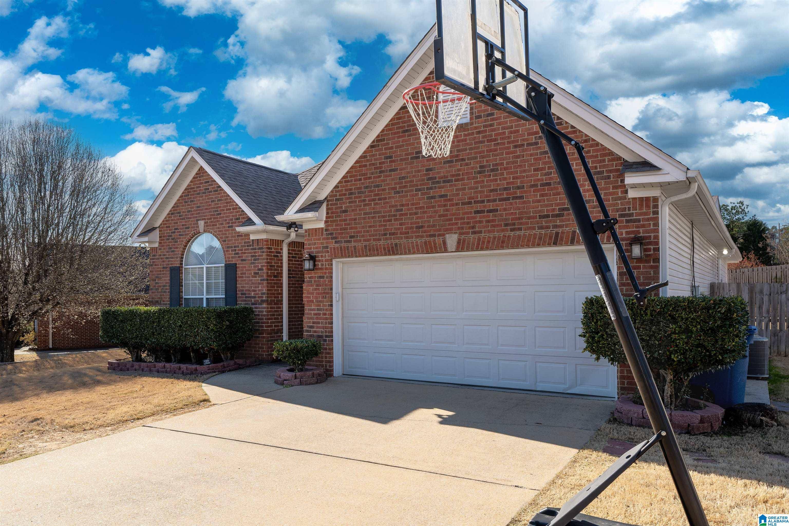 Helena, AL 35080,1654 OLD CAHABA COURT