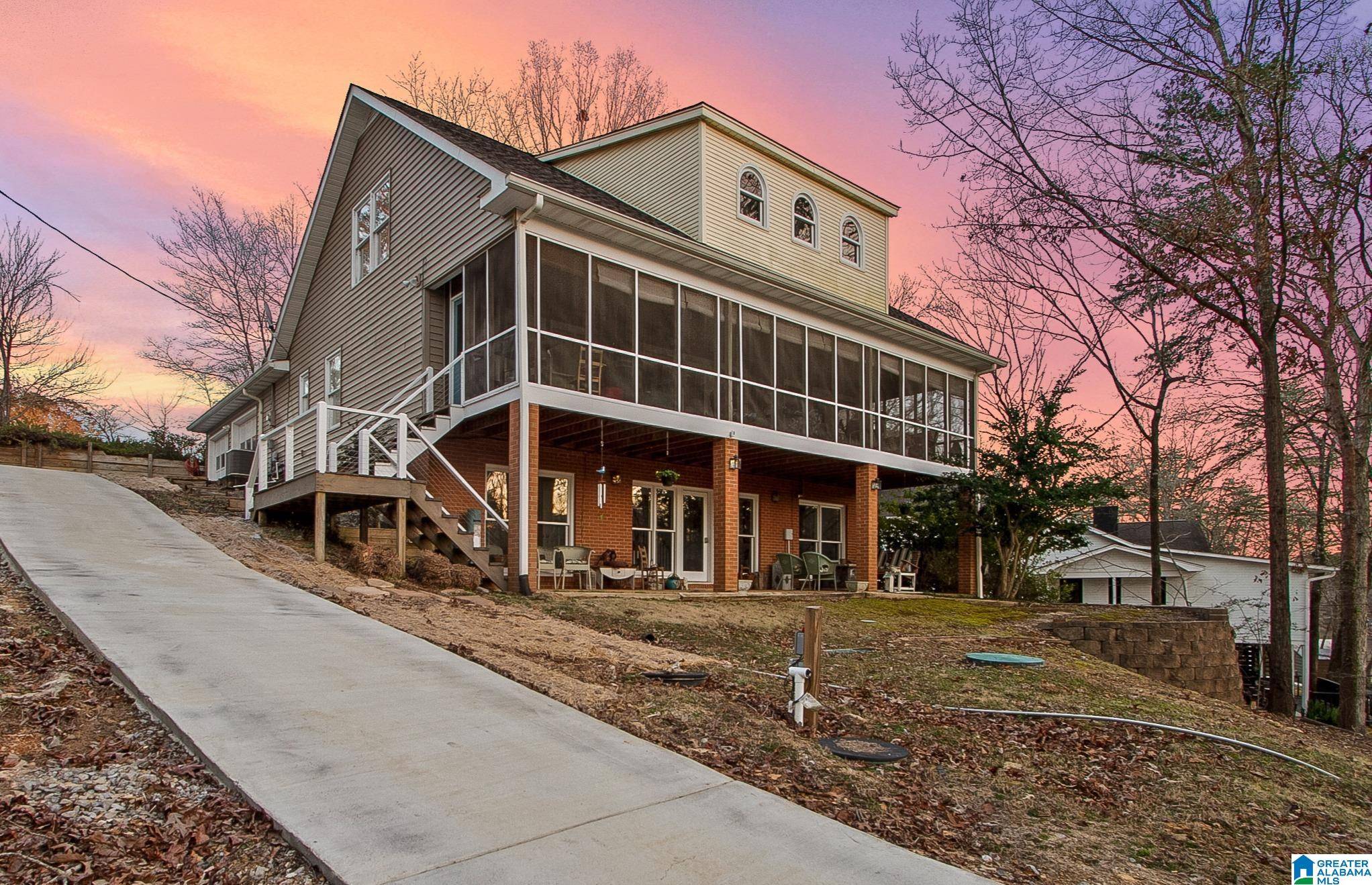 Northport, AL 35475,15730 BEACON POINT DRIVE
