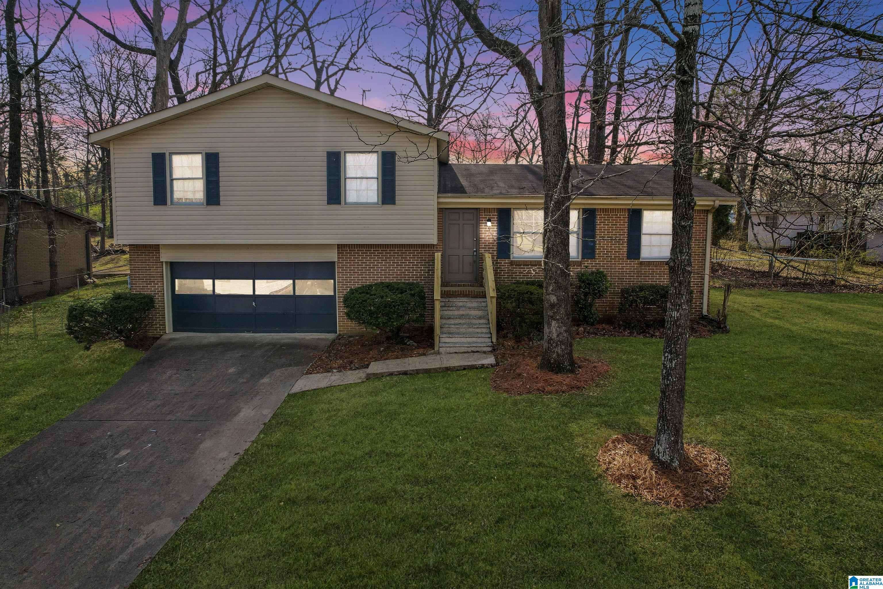 Center Point, AL 35215,649 NW 16TH TERRACE