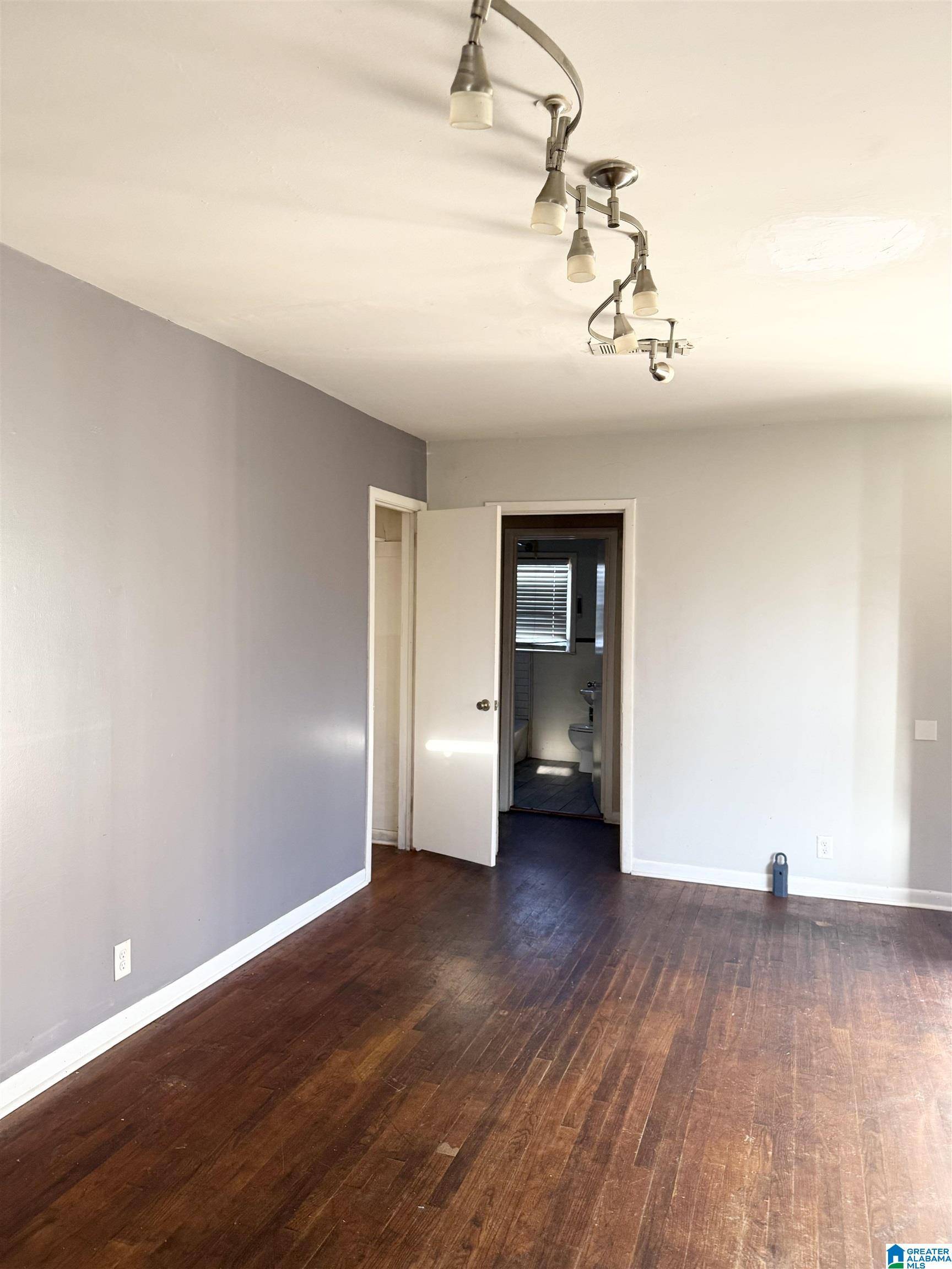 Birmingham, AL 35214,924 6TH WAY