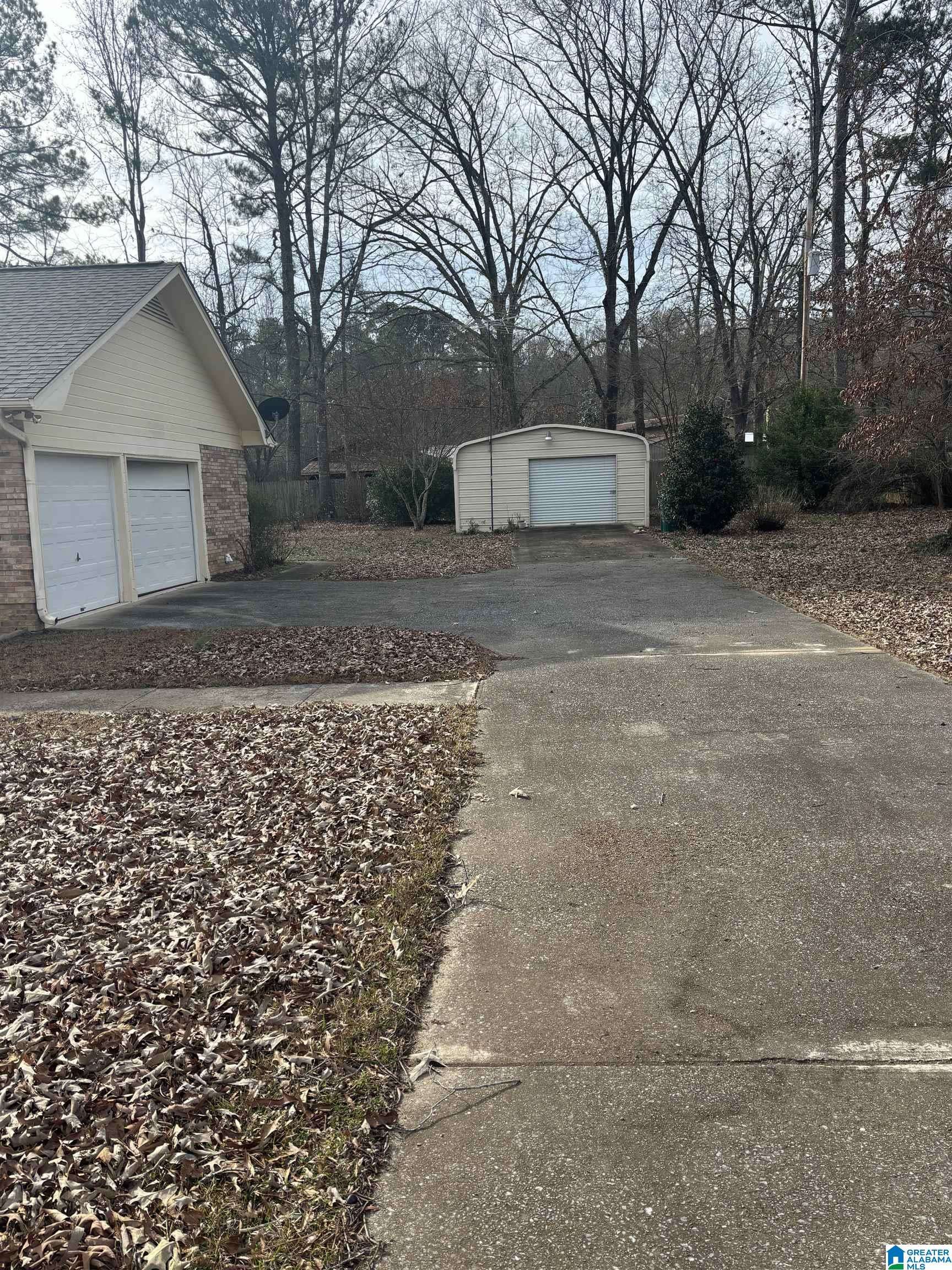 Sylacauga, AL 35151,107 JONES DRIVE