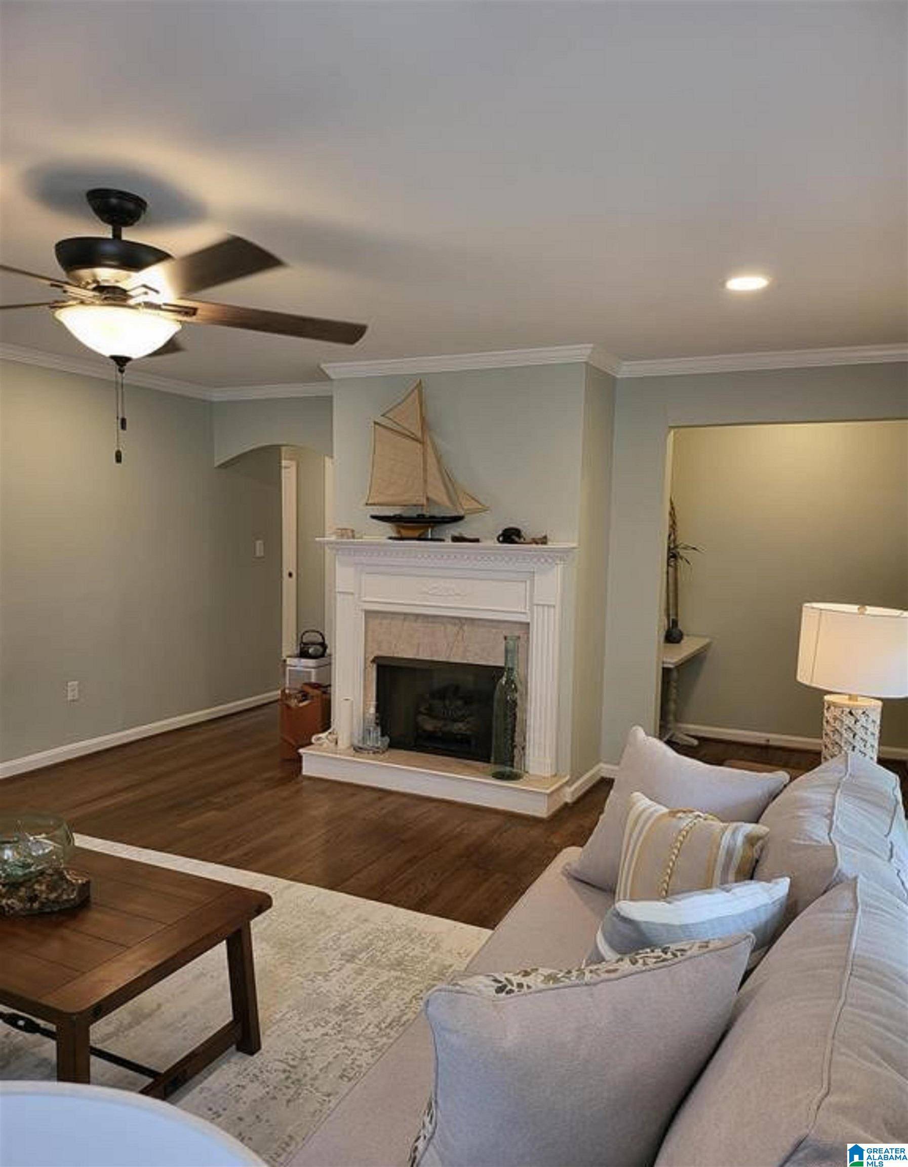 Columbiana, AL 35051,105 W STERRETT STREET