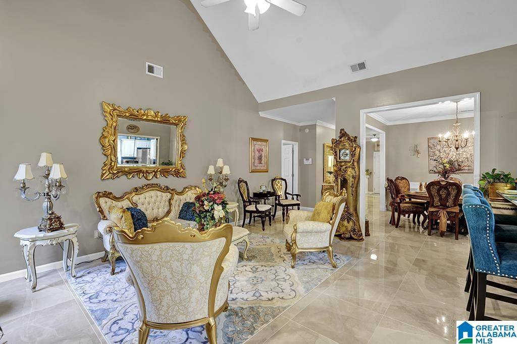 Calera, AL 35040,813 SAVANNAH LANE
