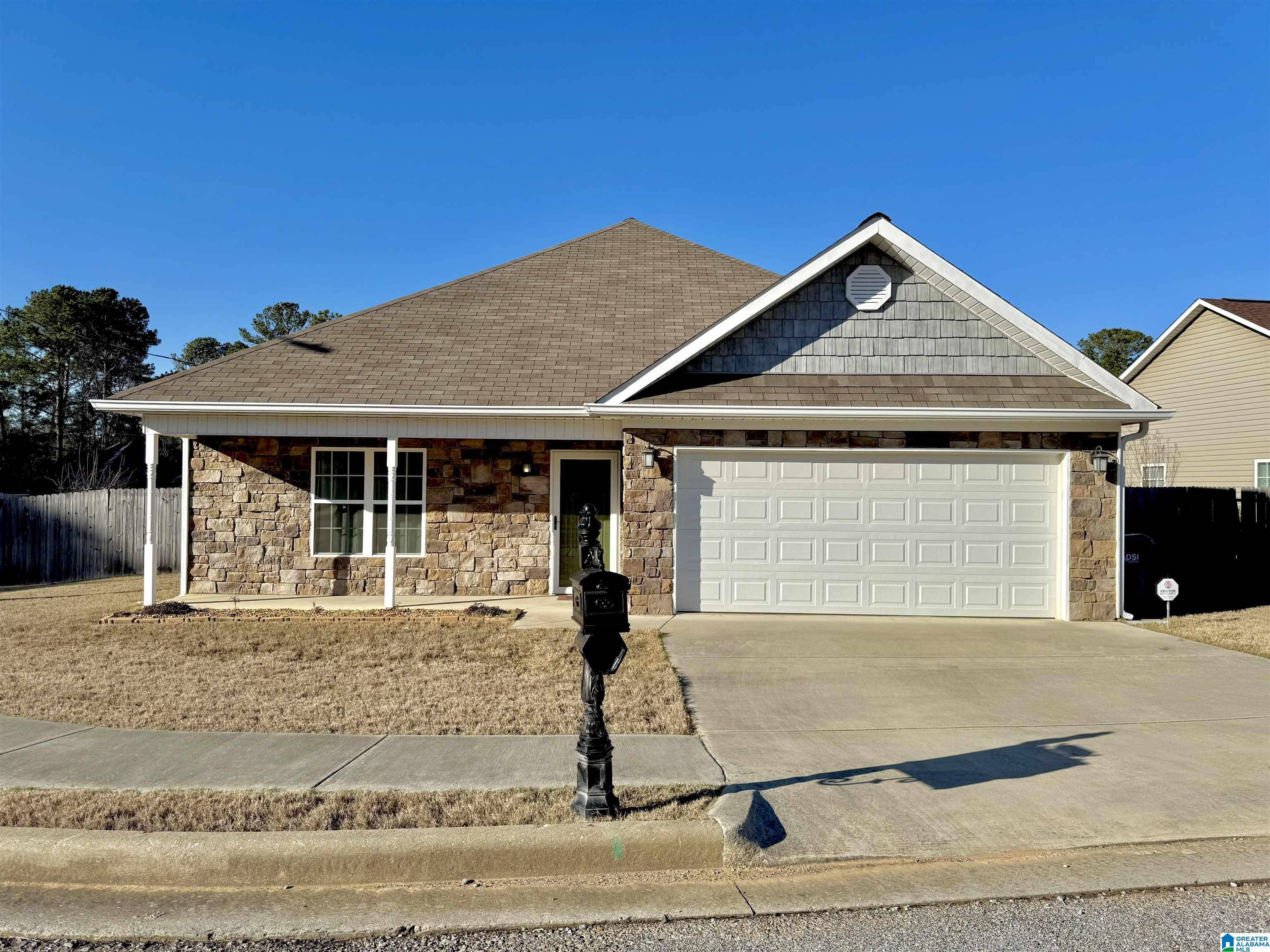 Oxford, AL 36203,110 CENTER LANE