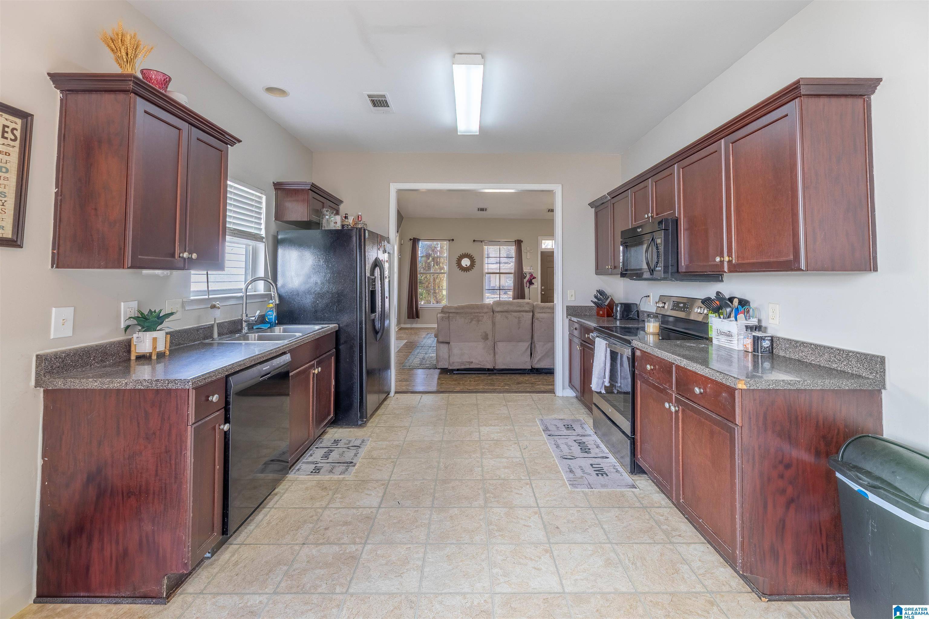 Odenville, AL 35120,220 MORNING MIST LANE