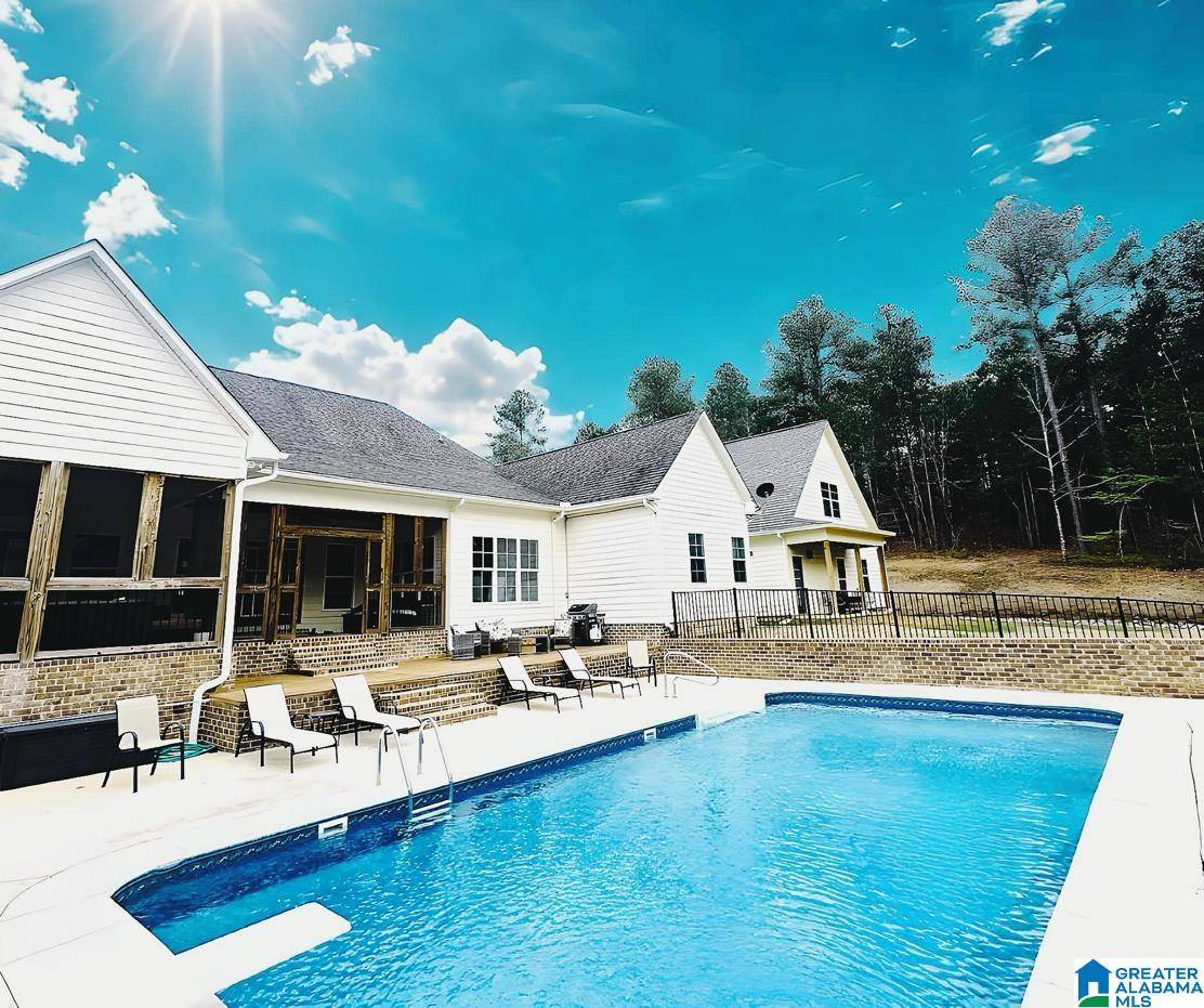 Pell City, AL 35128,188 CEDAR WAY