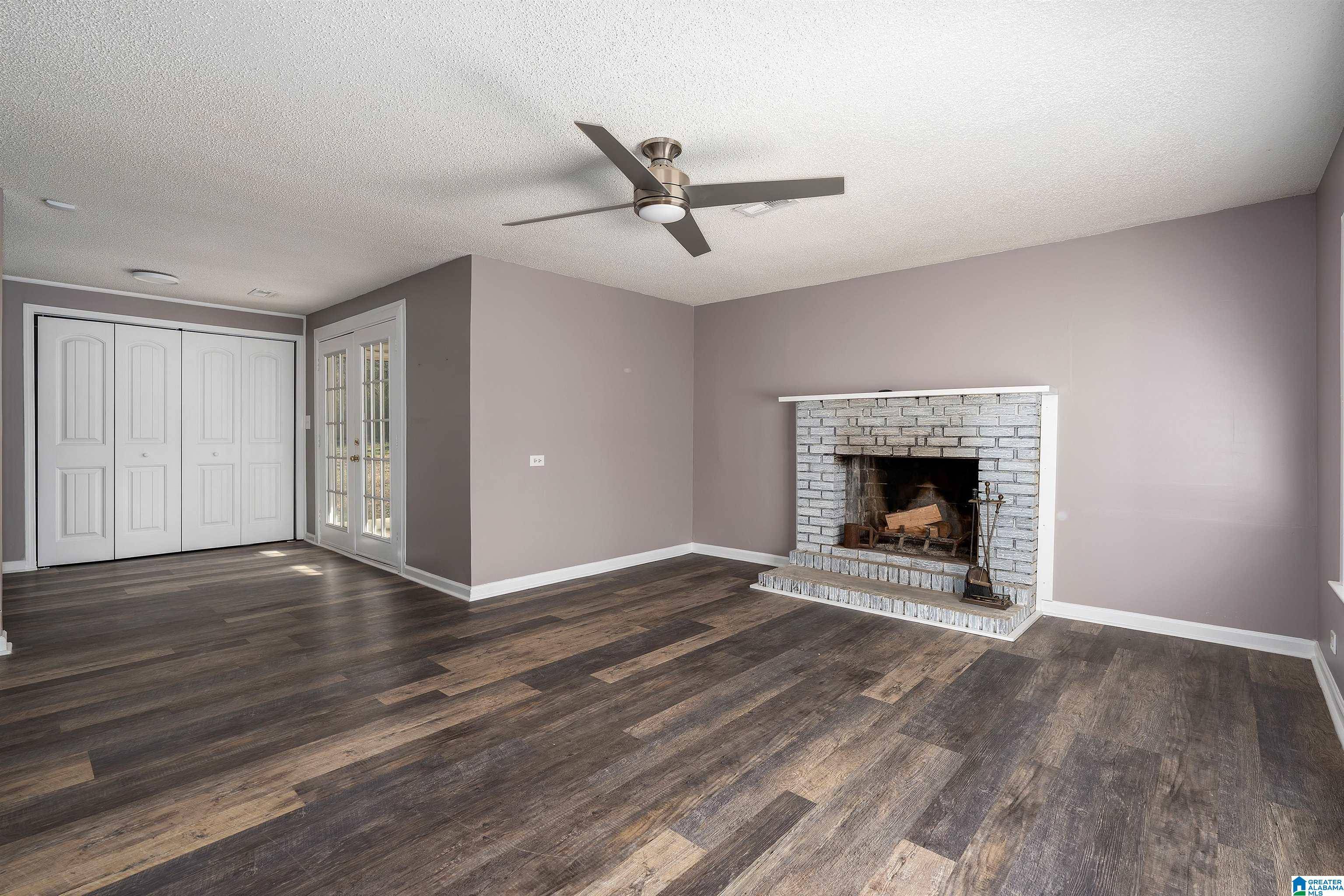 Pinson, AL 35126,4152 DEAN ROAD